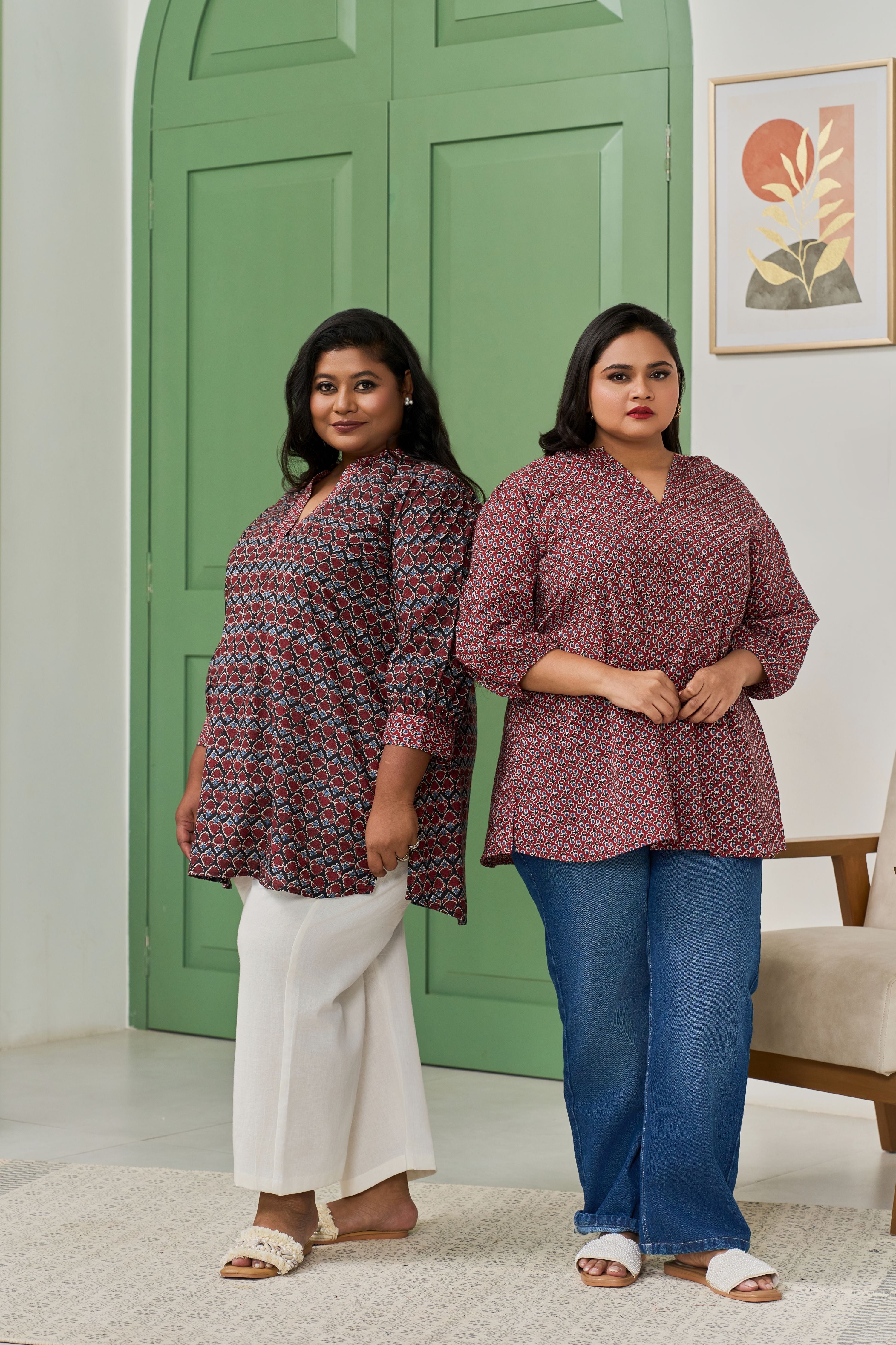 Women's Graceful Booti Print Top For A Relaxed Look - Nangalia Ruchira