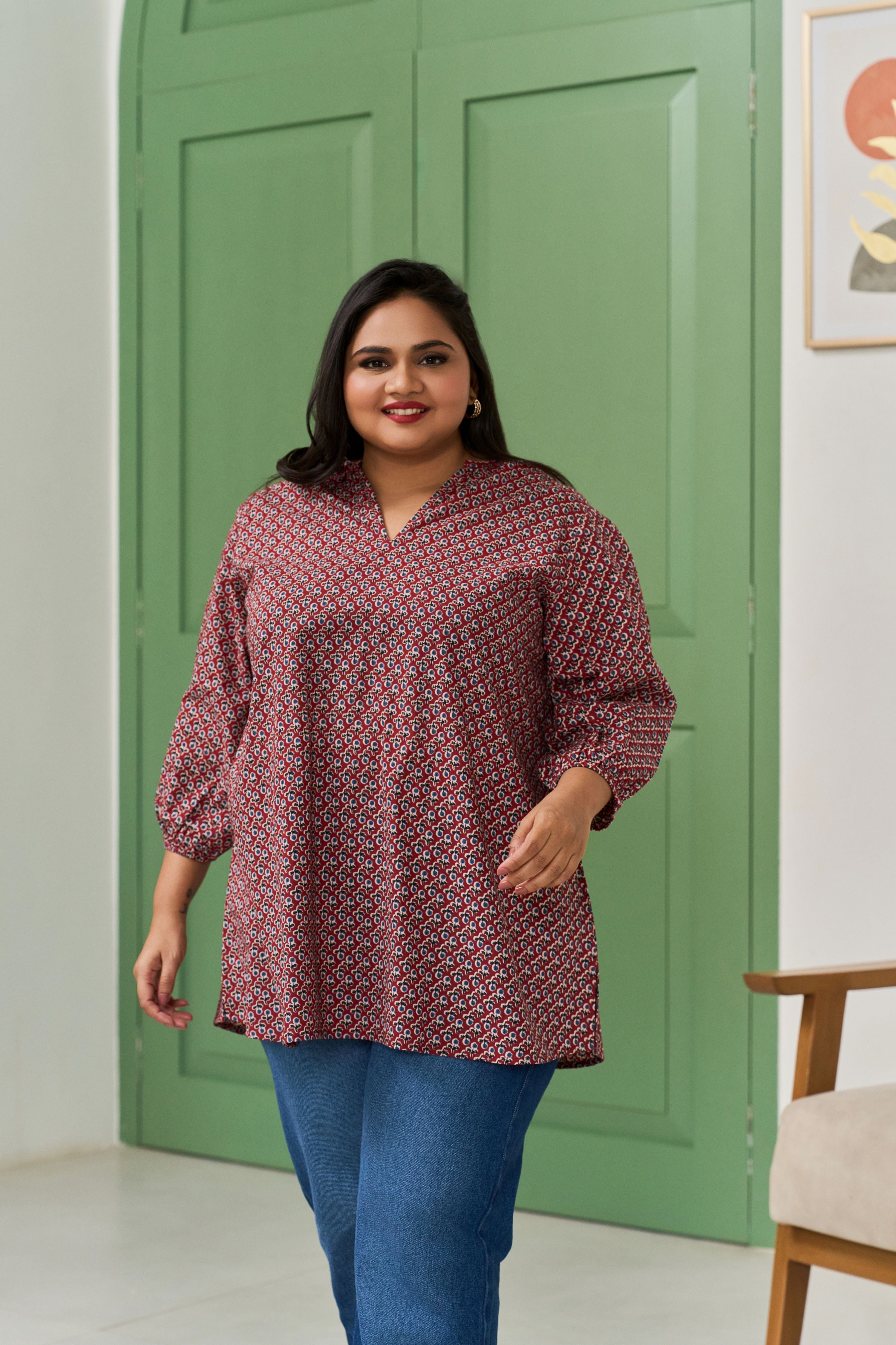Women's Traditional Booti Print Top With Modern Charm - Nangalia Ruchira