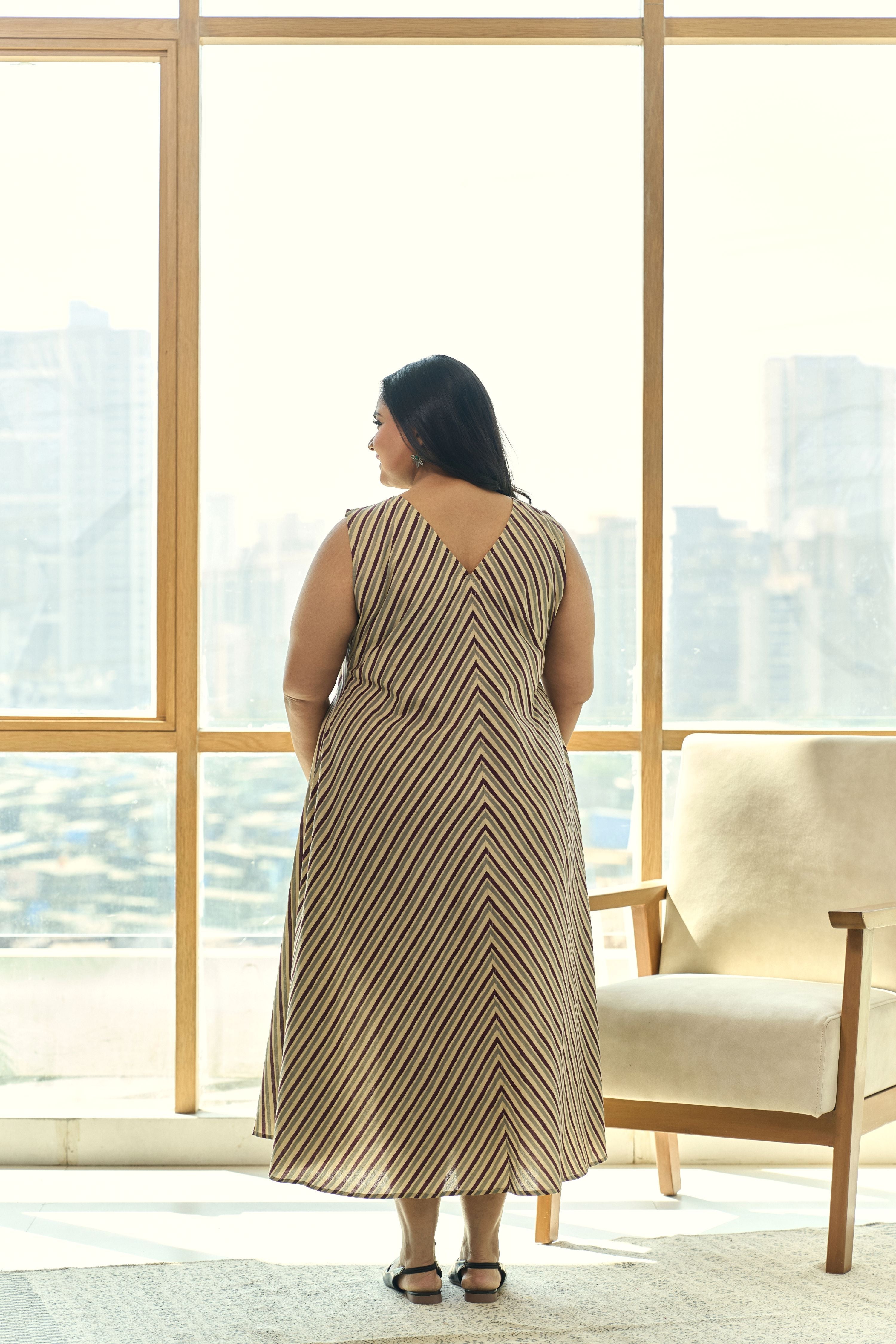 Women's Trendy Striped A-Line Cotton Mocha Maxi Dress With Pockets - Nangalia Ruchira
