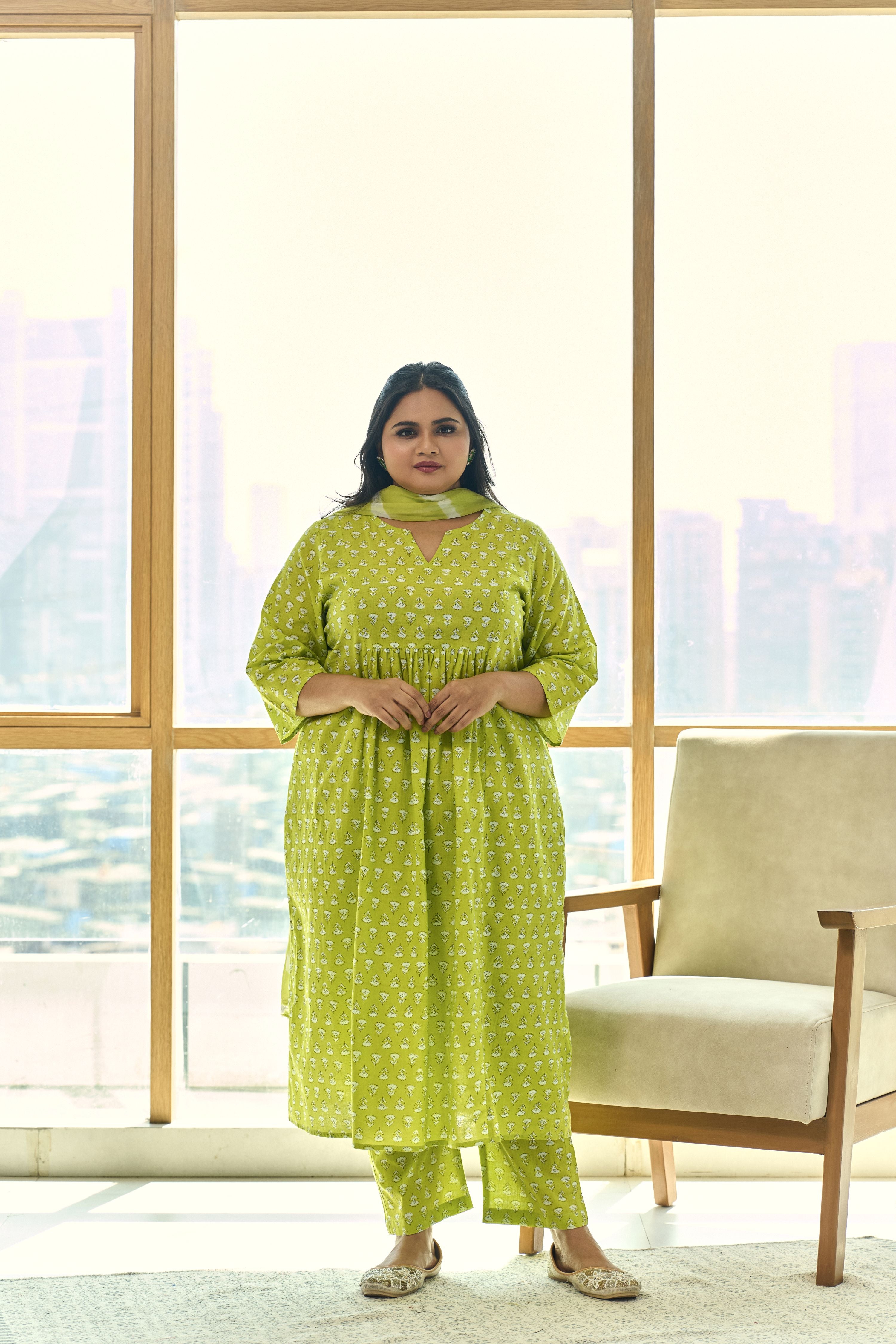 Women's Trendy Lime Booti Kurta (Set Of 3) With Leheriya Dupatta - Nangalia Ruchira