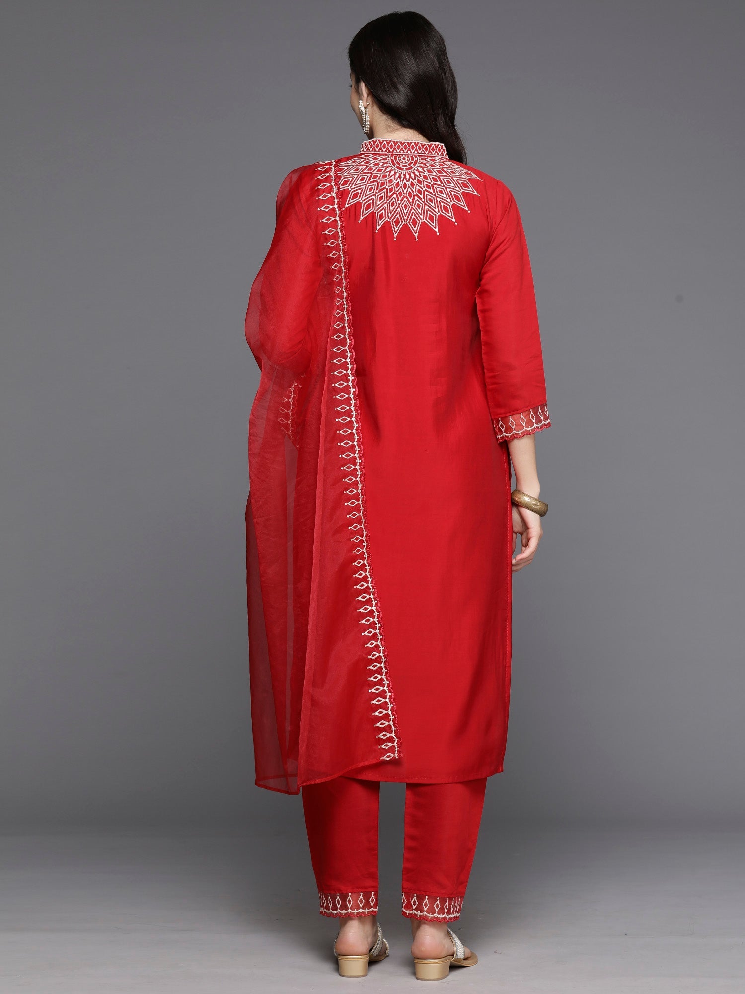 Women's Red Silk Blend Kurta Set - Taantav