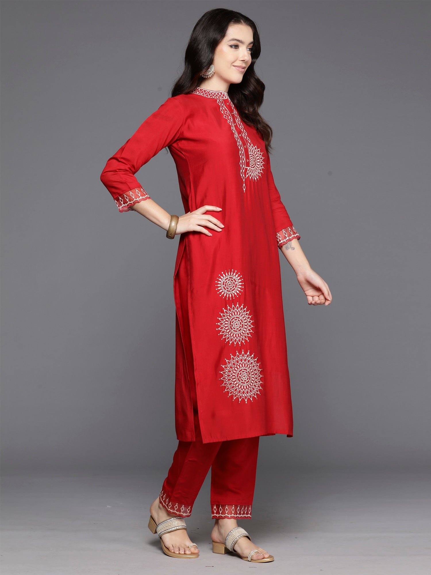 Women's Red Silk Blend Kurta Set - Taantav