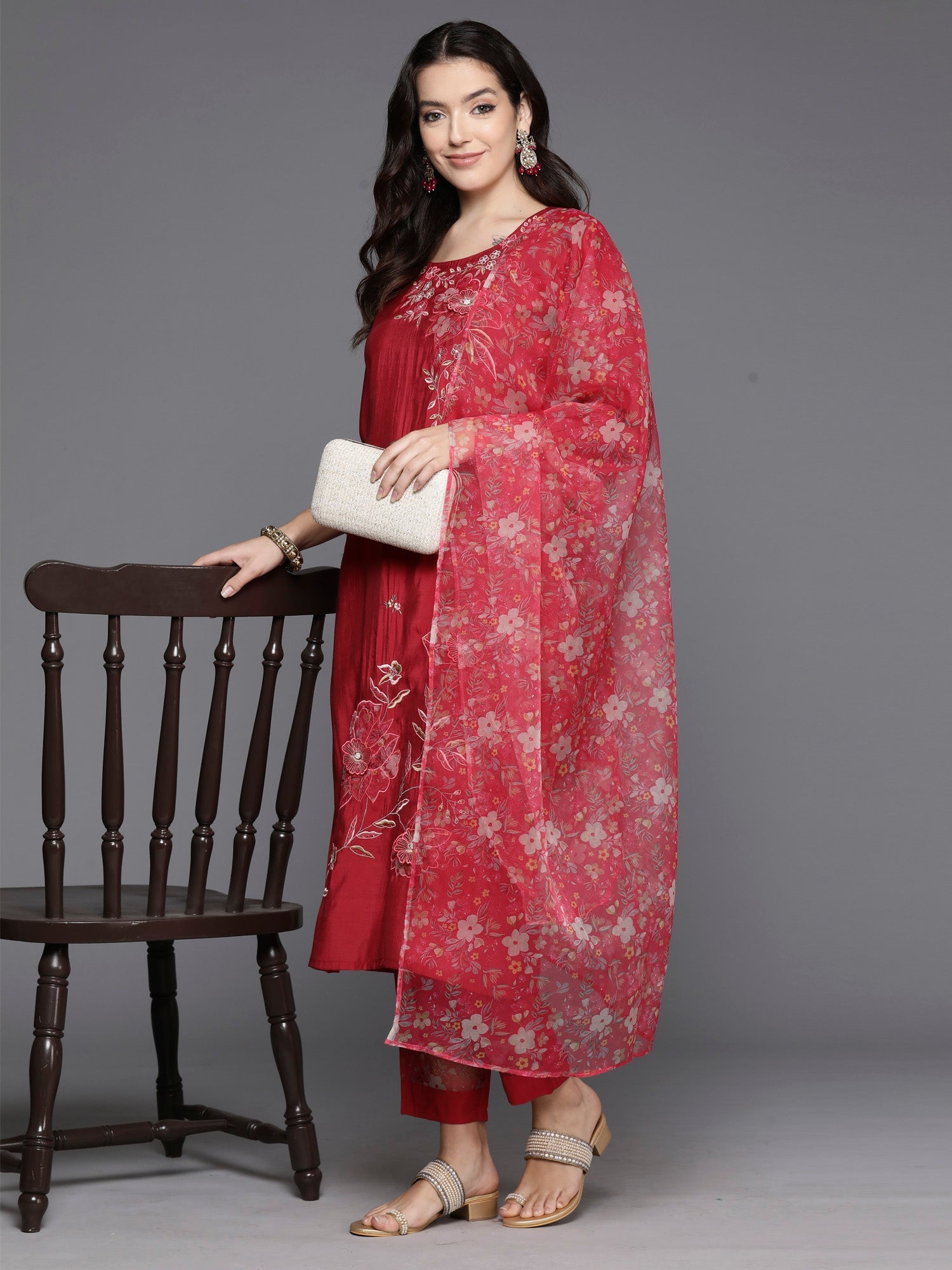 Women's Red Silk Blend Kurta Set - Taantav