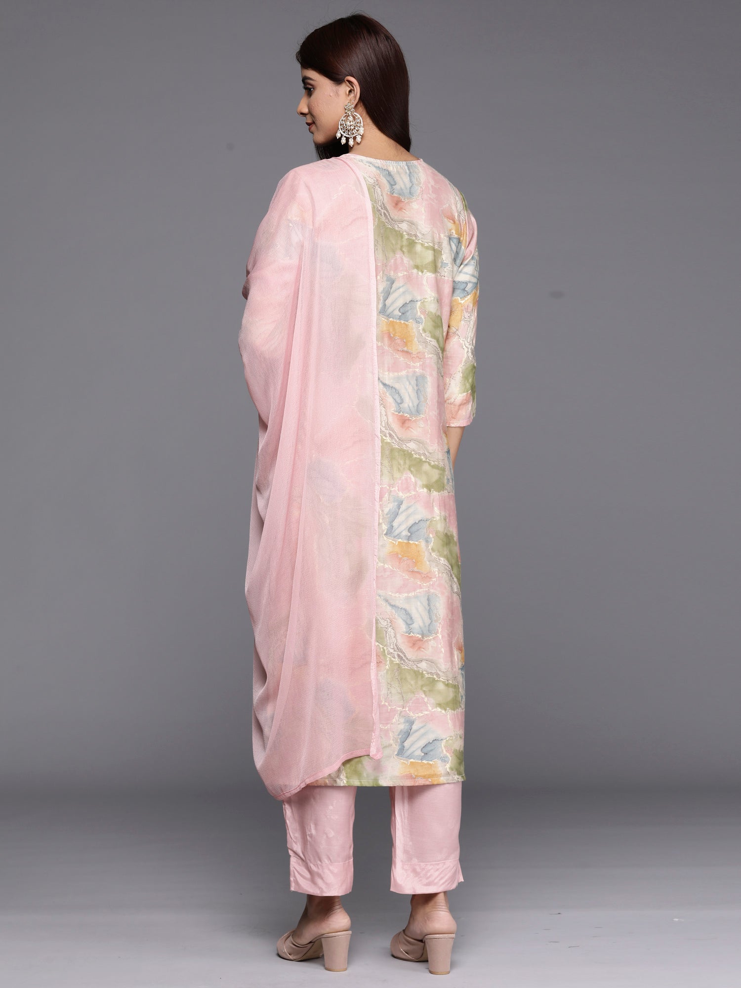 Women's Peach Silk Blend Kurta Set - Taantav