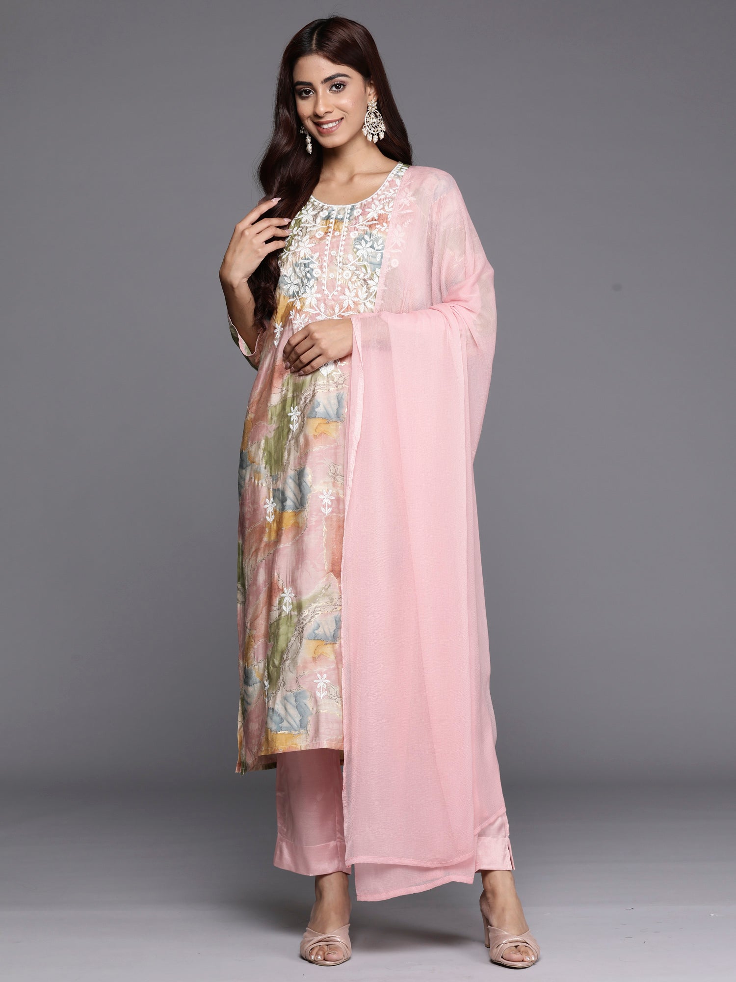 Women's Peach Silk Blend Kurta Set - Taantav