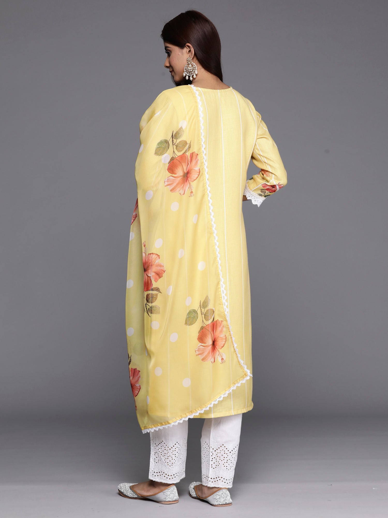 Women's Yellow Linen Kurta Set - Taantav