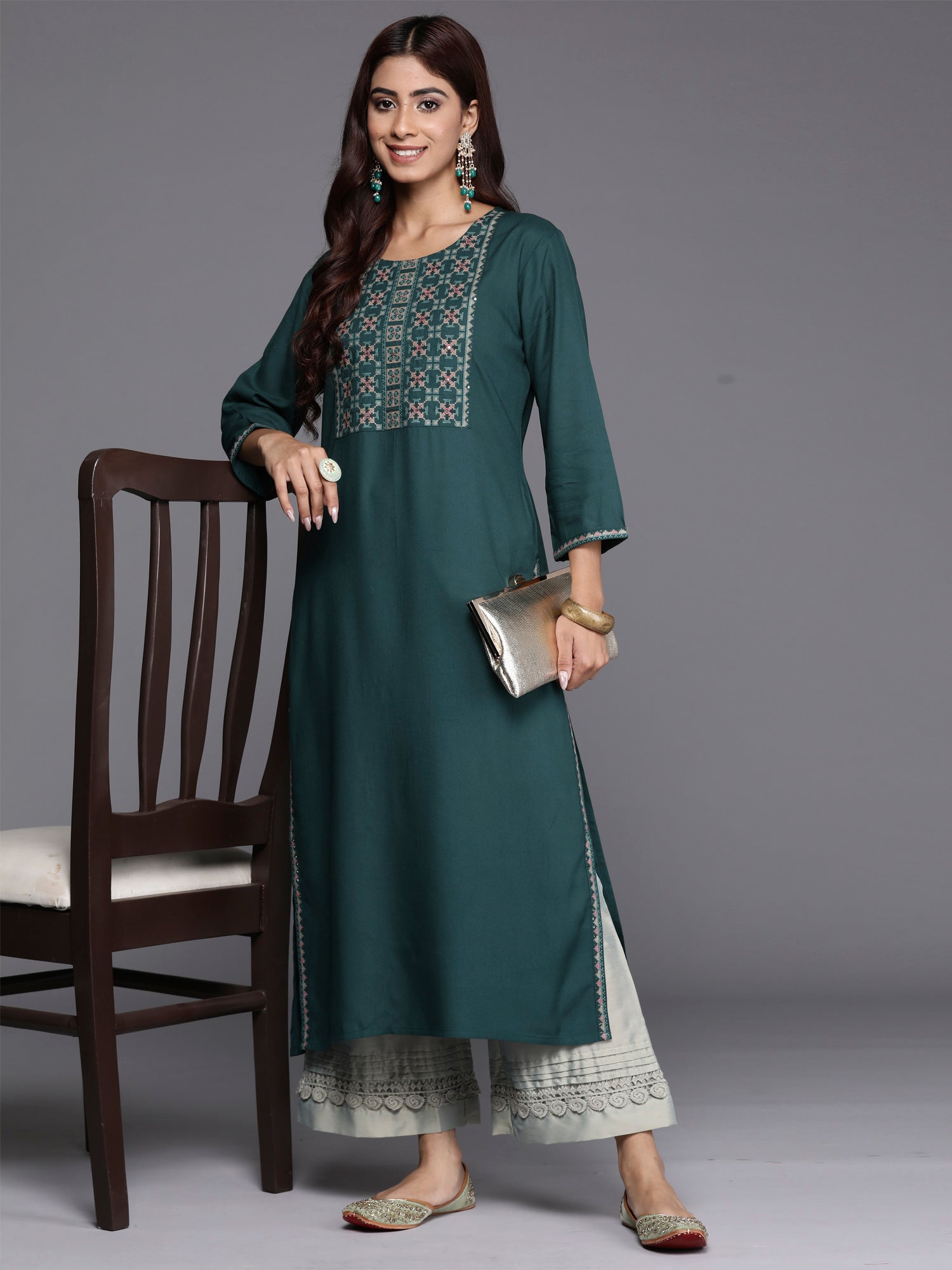 Women's Green Viscose Rayon Kurta - Taantav