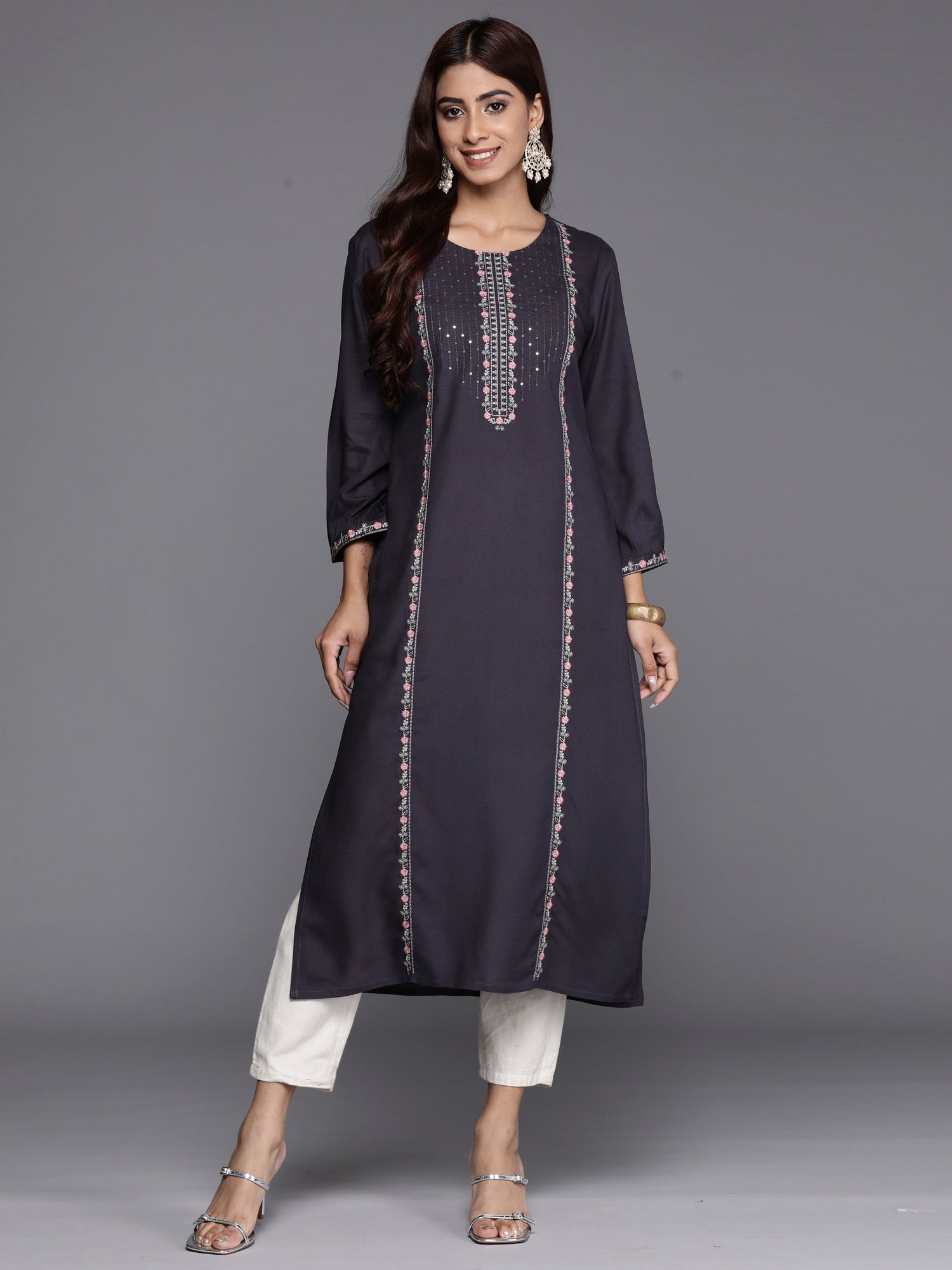 Women's Grey Viscose Rayon Kurta - Taantav