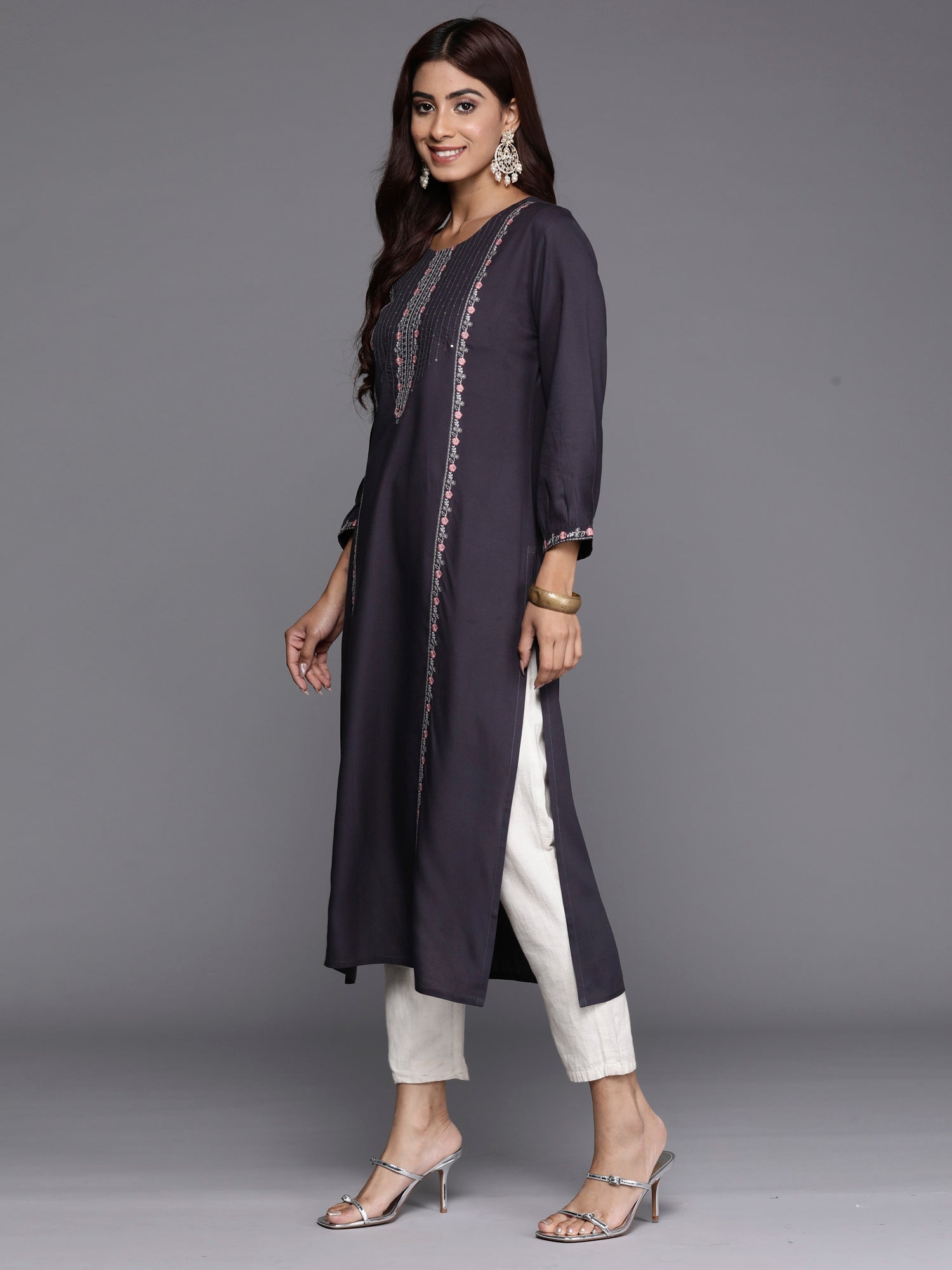 Women's Grey Viscose Rayon Kurta - Taantav