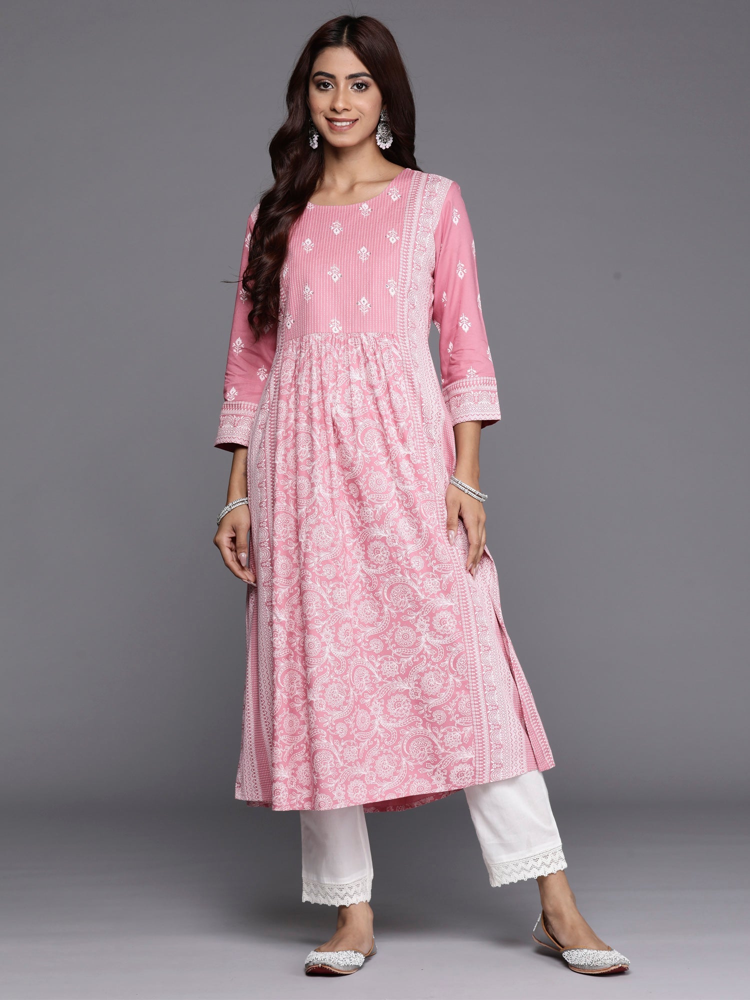 Women's Pink Viscose Rayon Kurta - Taantav