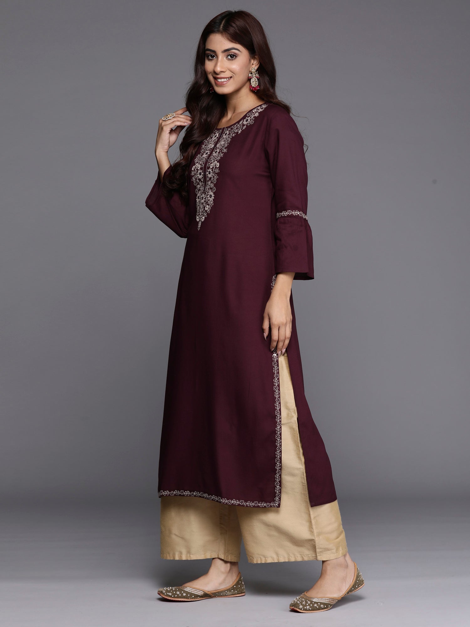 Women's Purple Viscose Rayon Kurta - Taantav