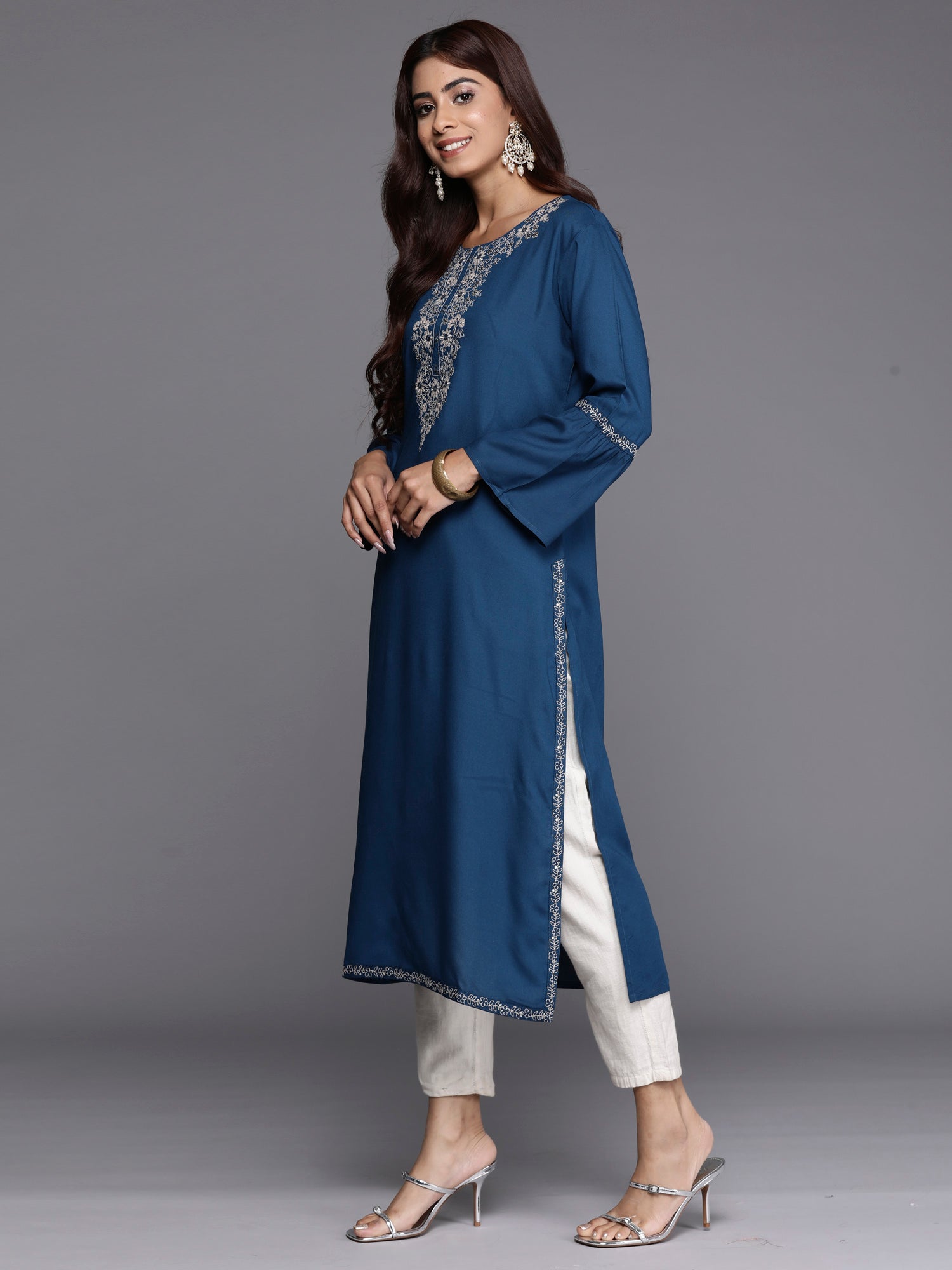 Women's Teal Viscose Rayon Kurta - Taantav