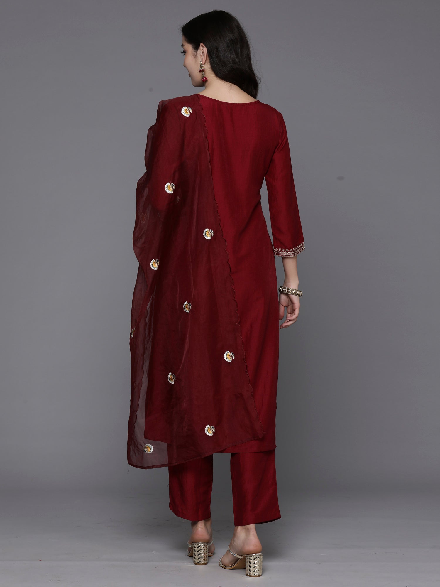 Women's Maroon Silk Blend Kurta Set - Taantav