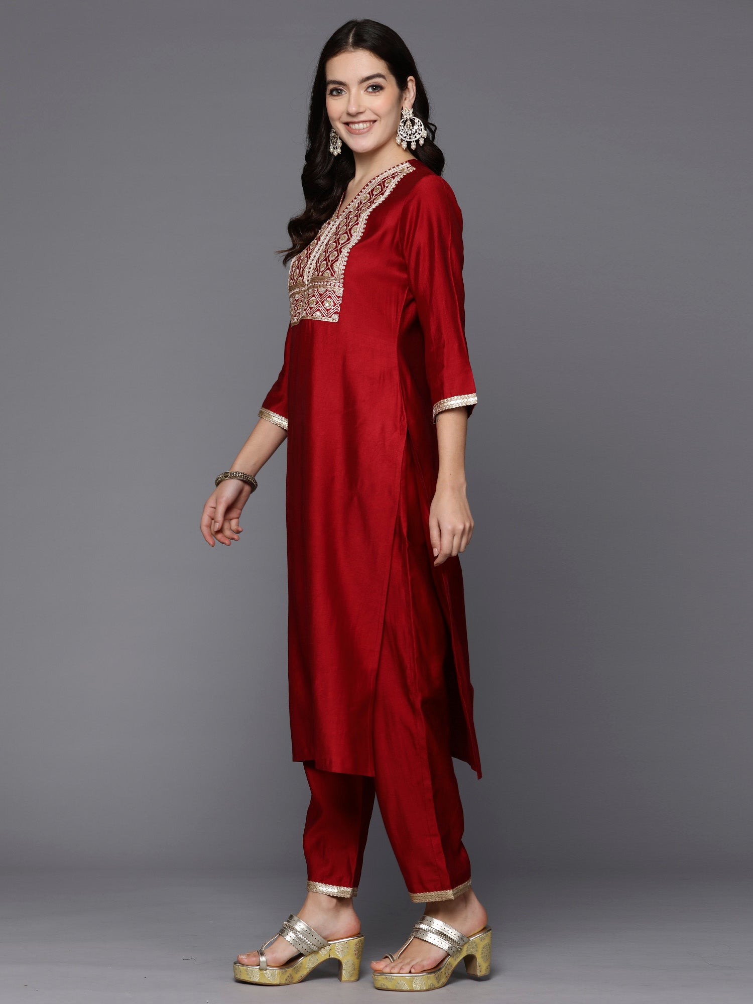 Women's Red Liva Kurta Set - Taantav