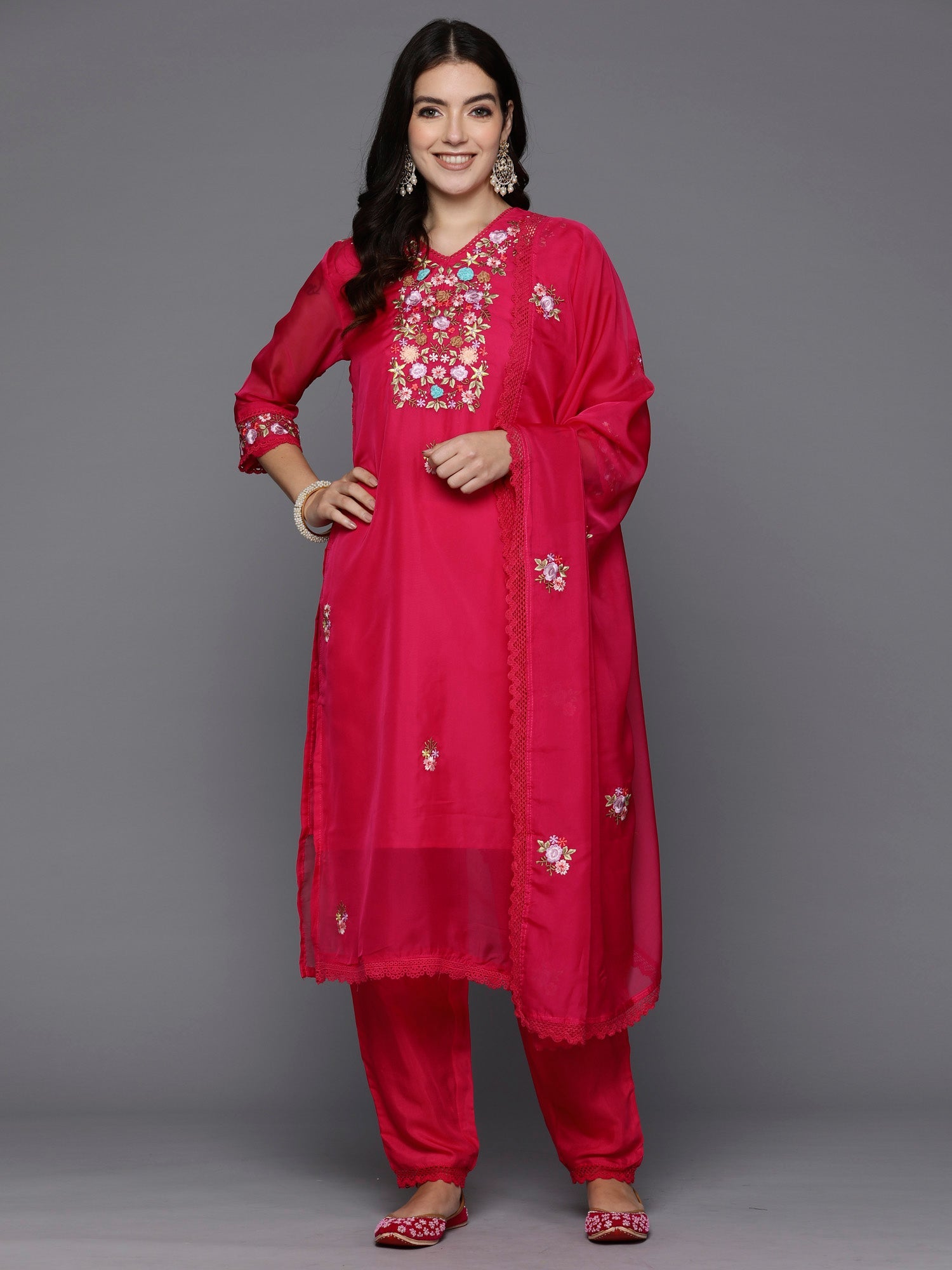 Women's Magenta Organza Kurta Set - Taantav