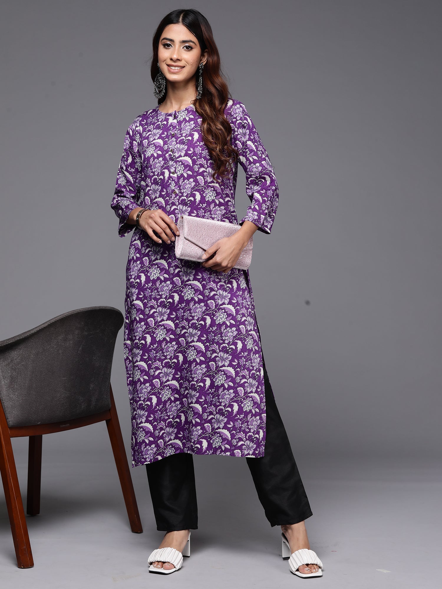 Women's Purple Viscose Rayon Kurta - Taantav