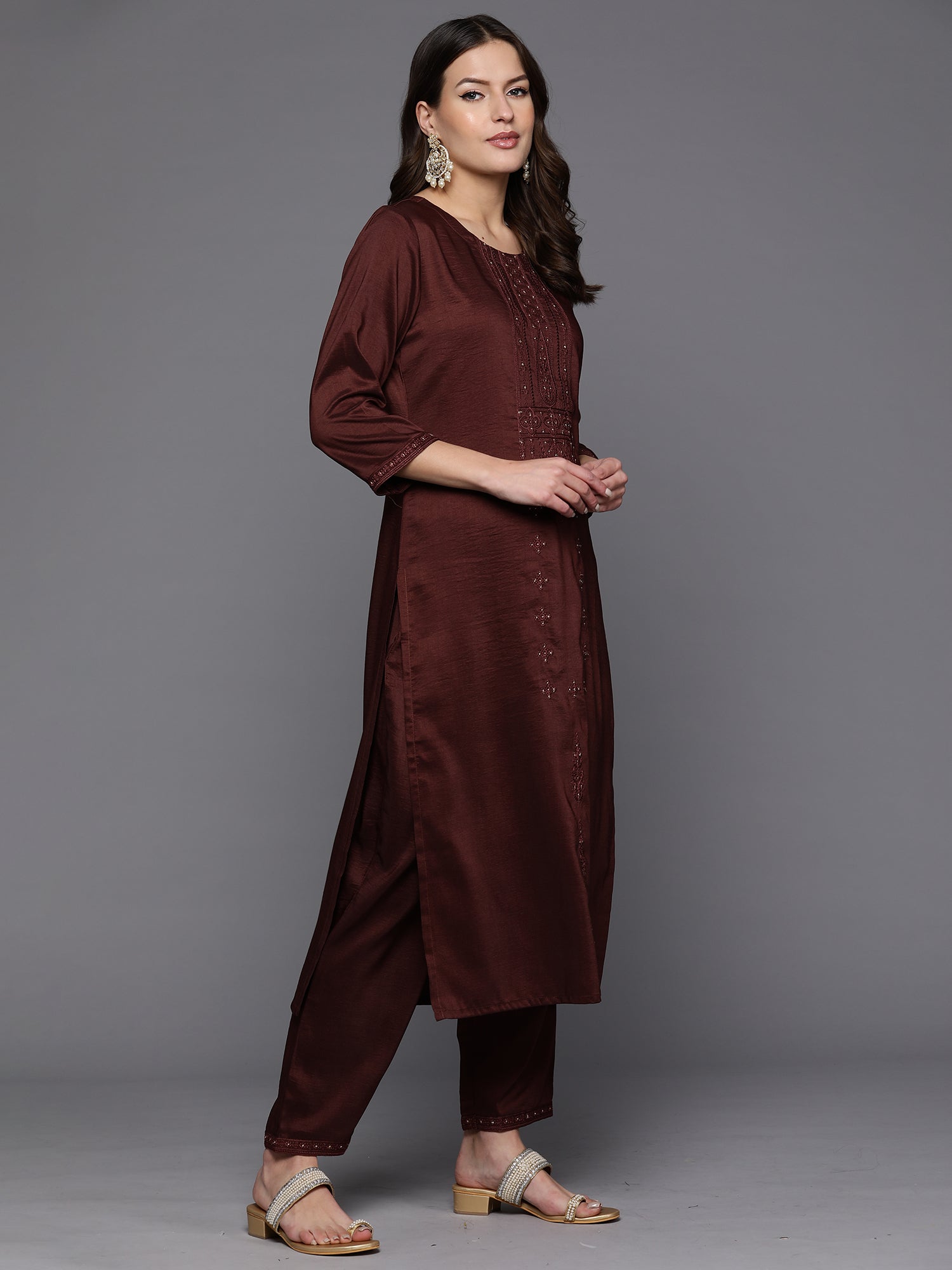 Women's Burgundy Silk Blend Kurta Set - Taantav