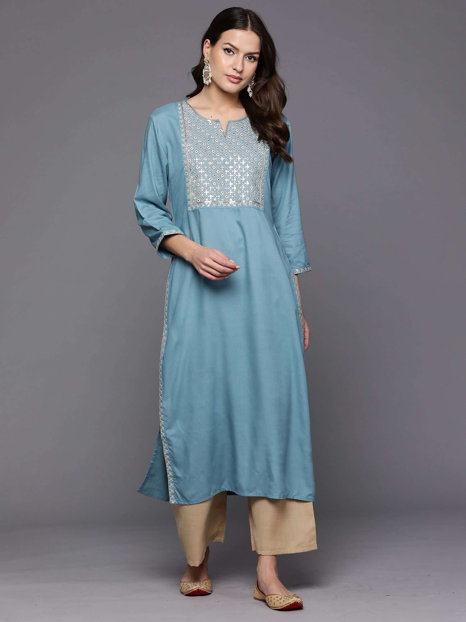 Women's Blue Viscose Rayon Kurta - Taantav