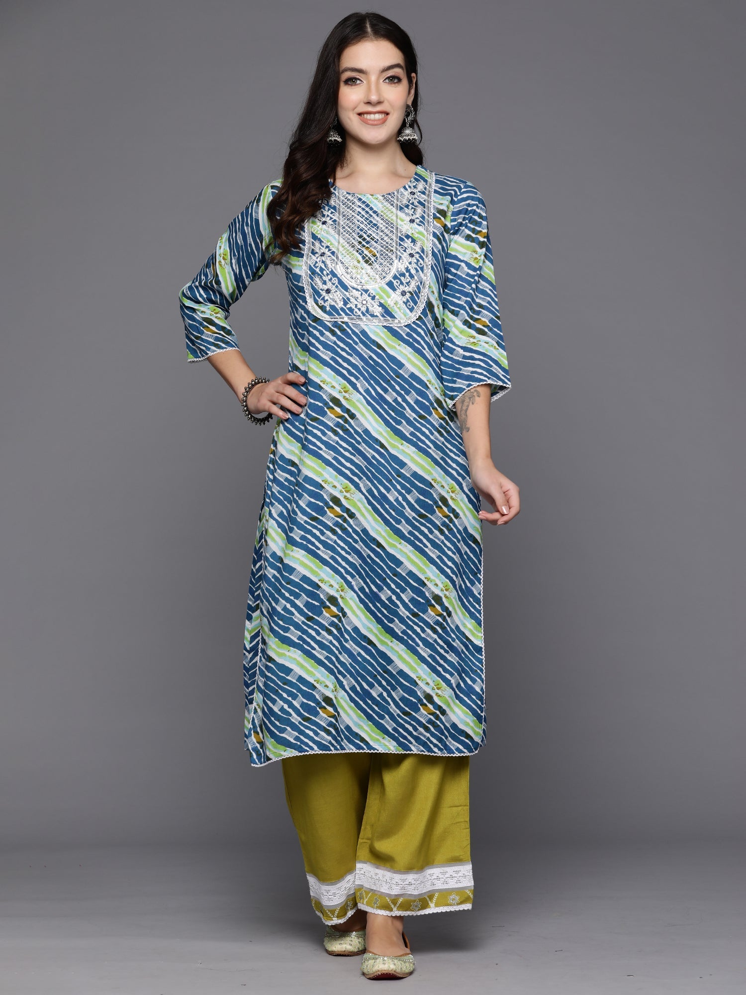 Women's Navy Blue Viscose Rayon Kurta - Taantav