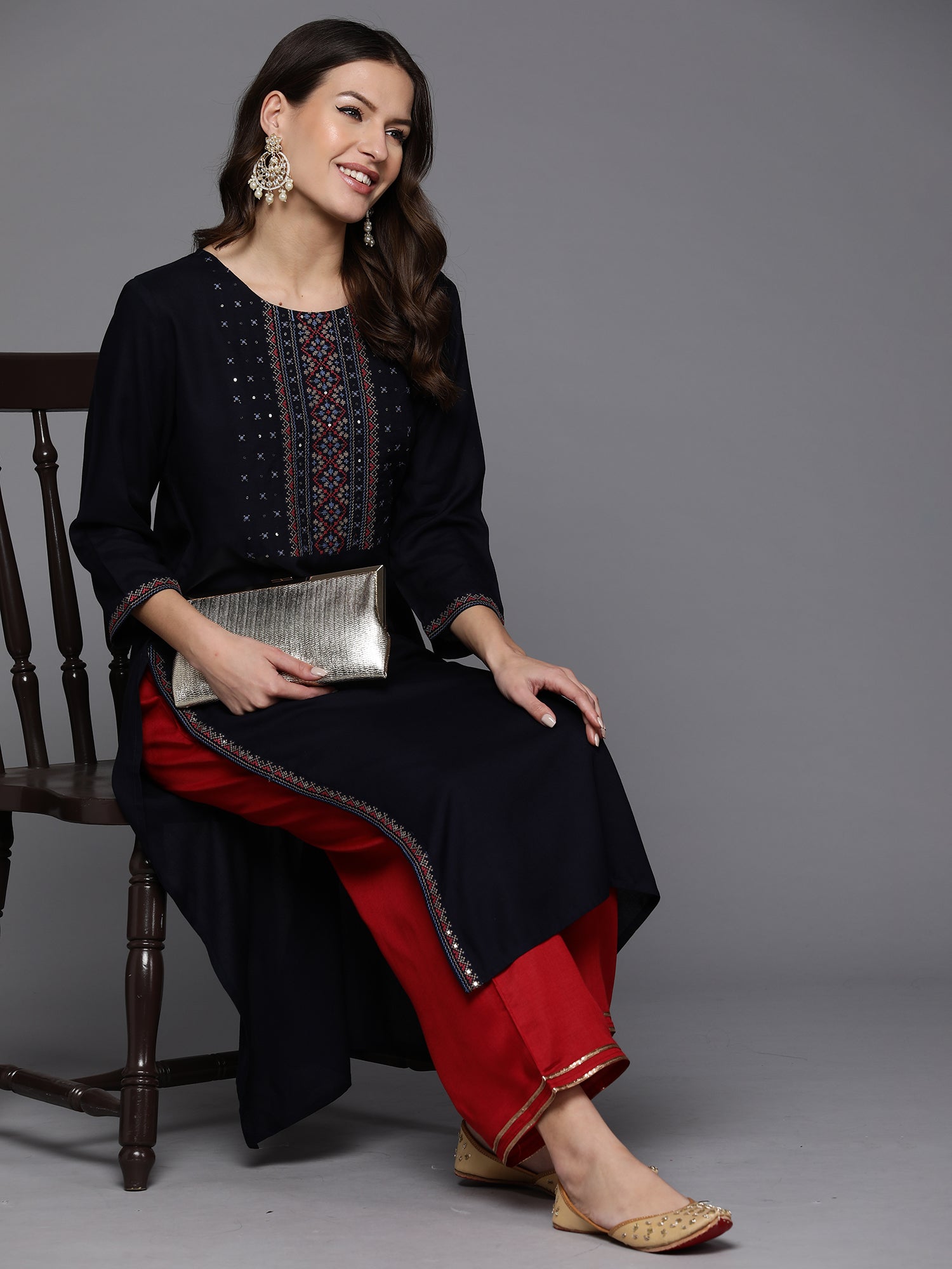 Women's Navy Blue Viscose Rayon Kurta - Taantav