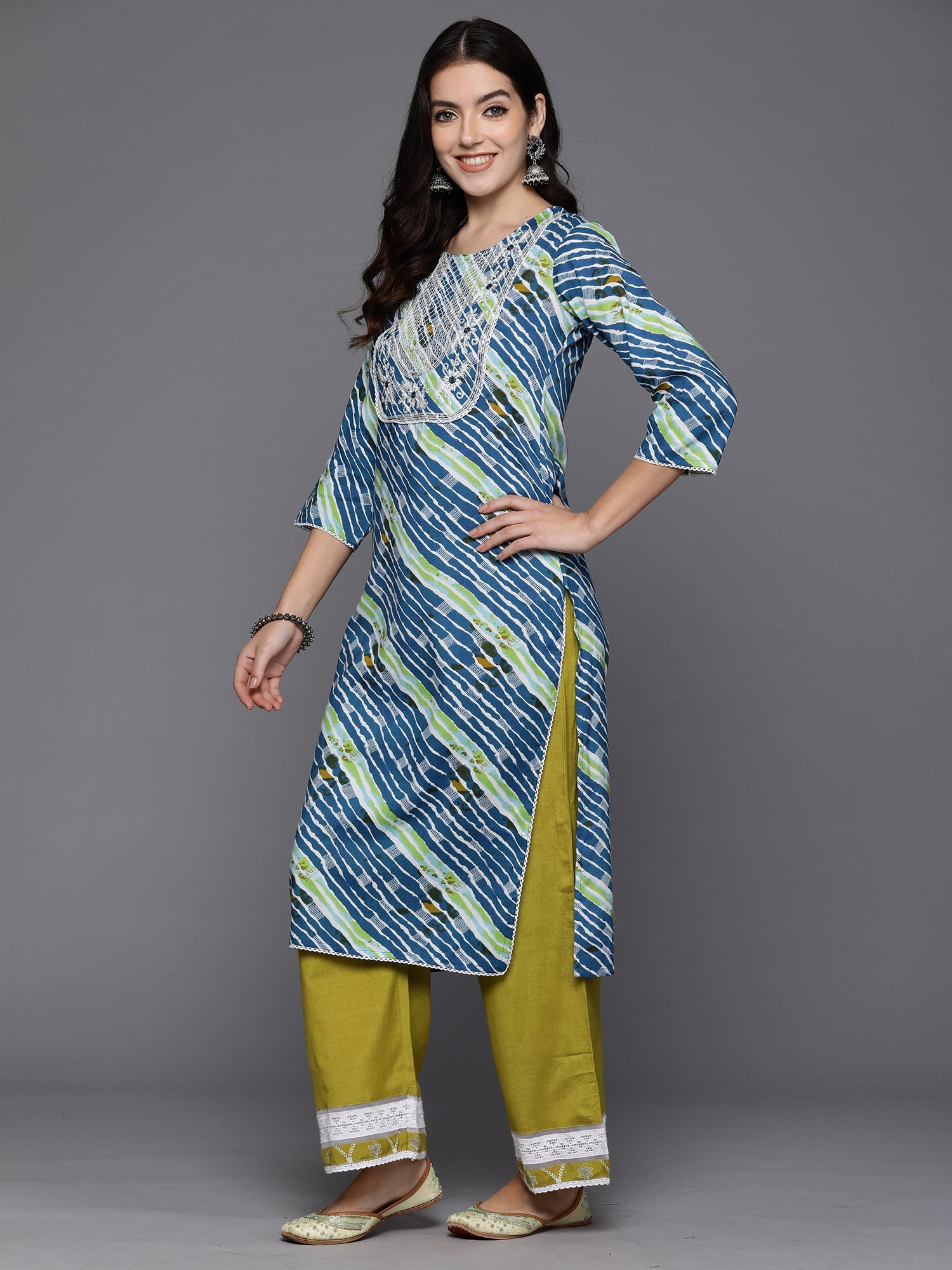 Women's Navy Blue Viscose Rayon Kurta - Taantav