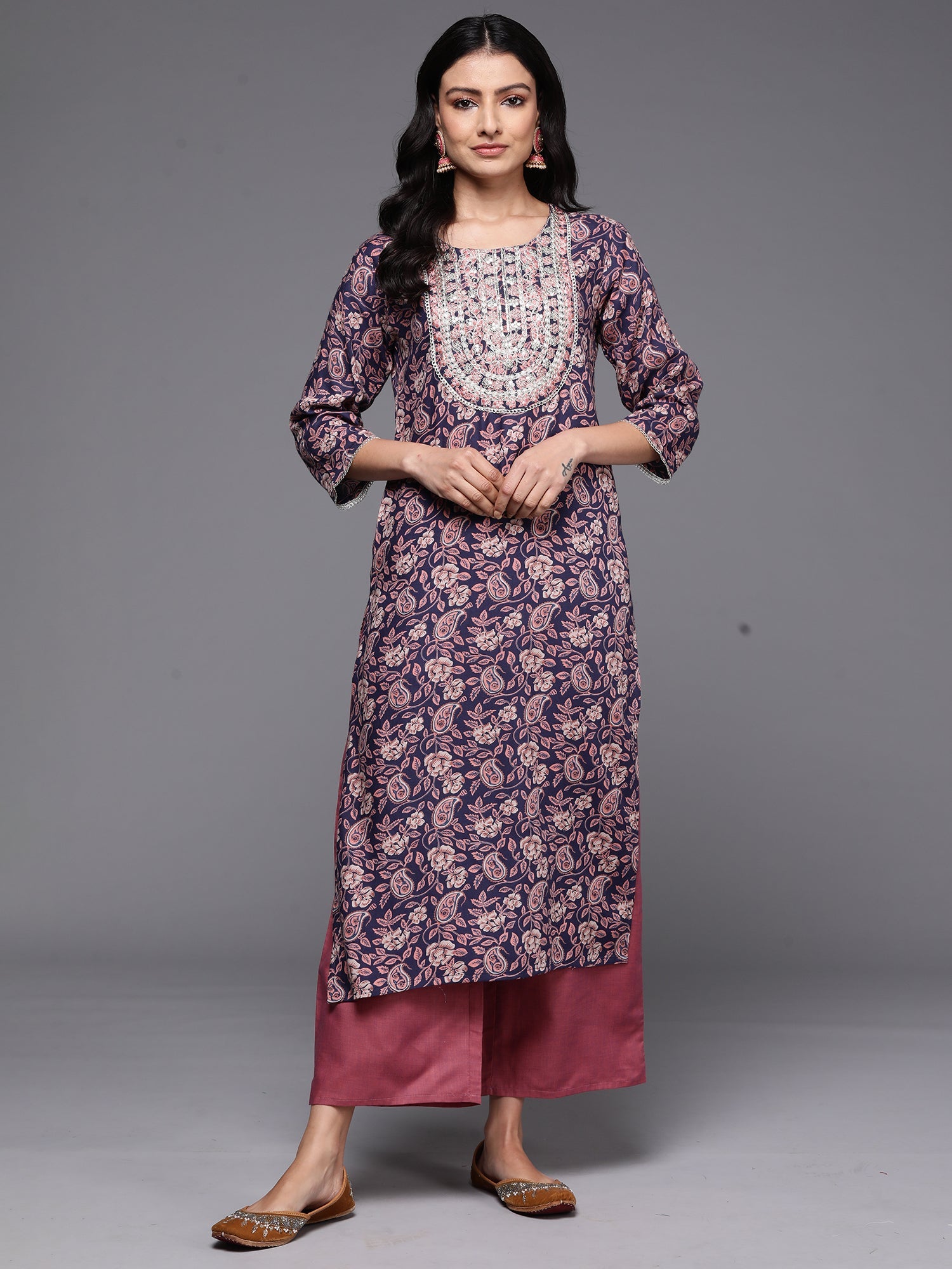 Women's Navy Blue Viscose Rayon Kurta - Taantav