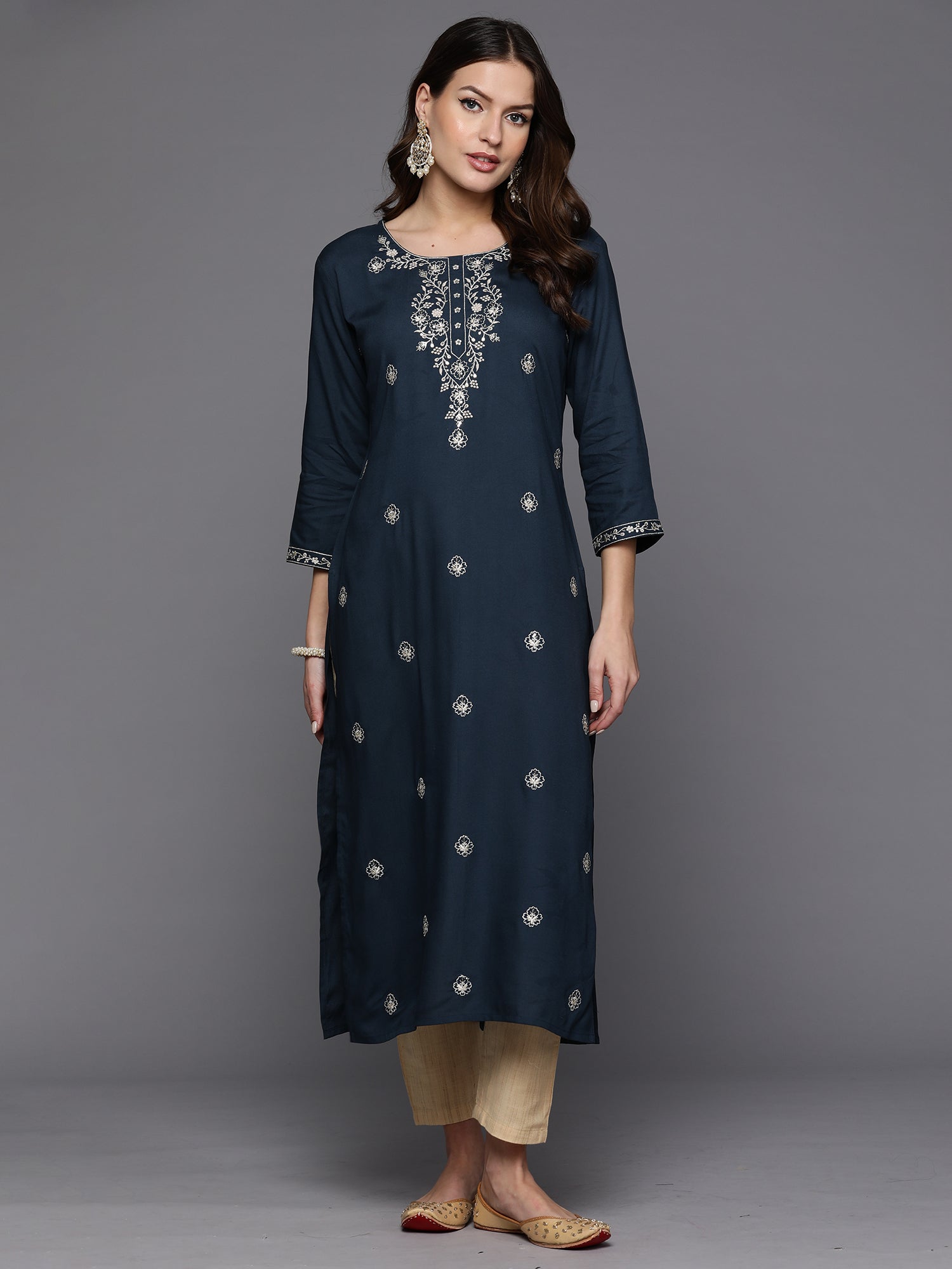 Women's Teal Viscose Rayon Kurta - Taantav