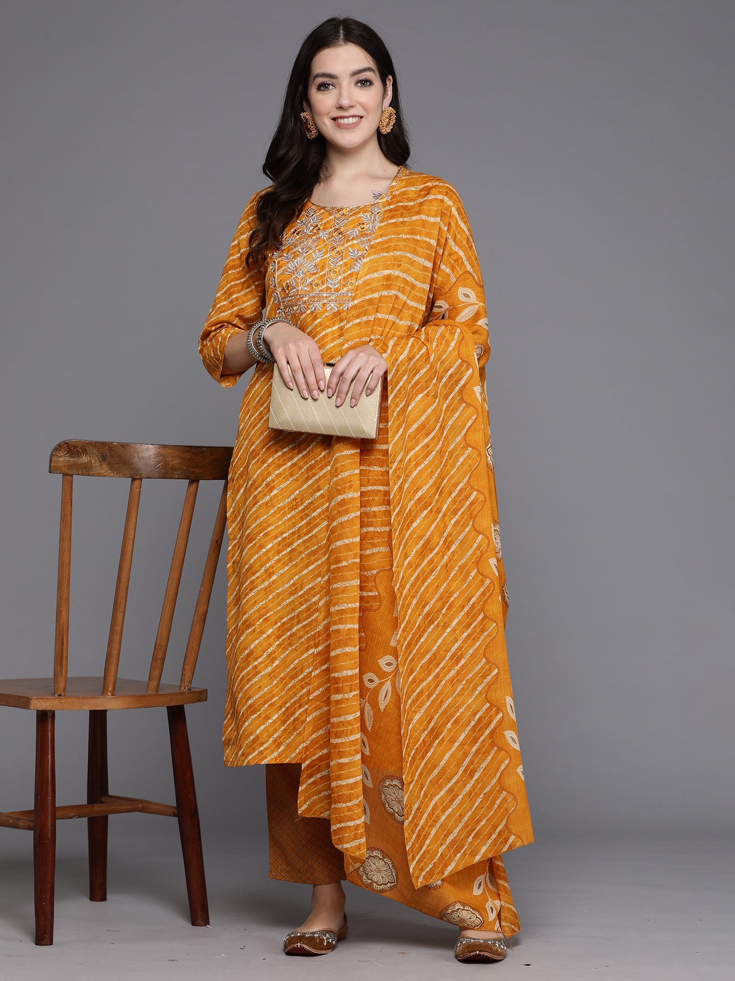 Women's Mustard Pure Cotton Kurta Set - Taantav