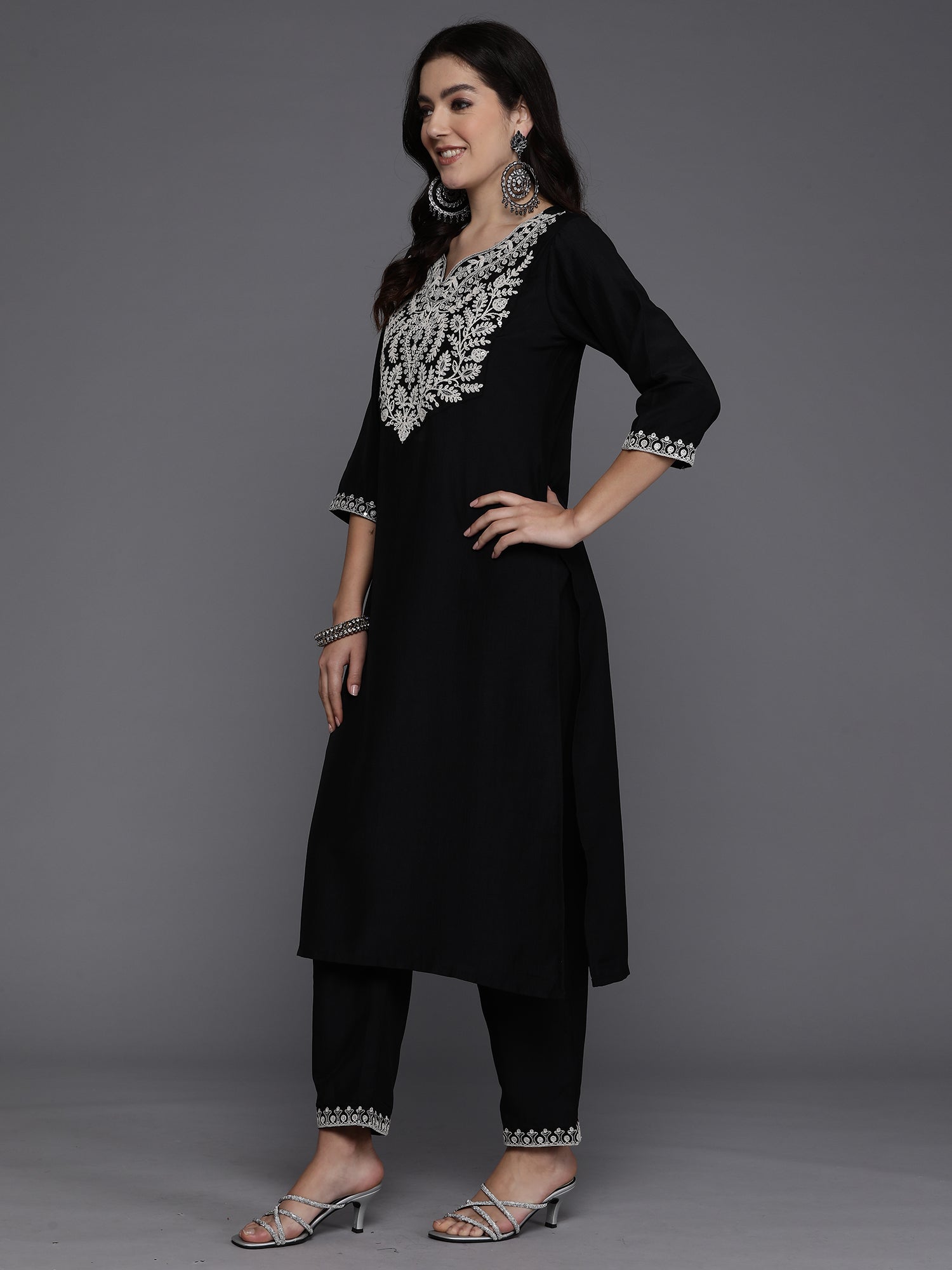 Women's Black Silk Blend Kurta Set - Taantav