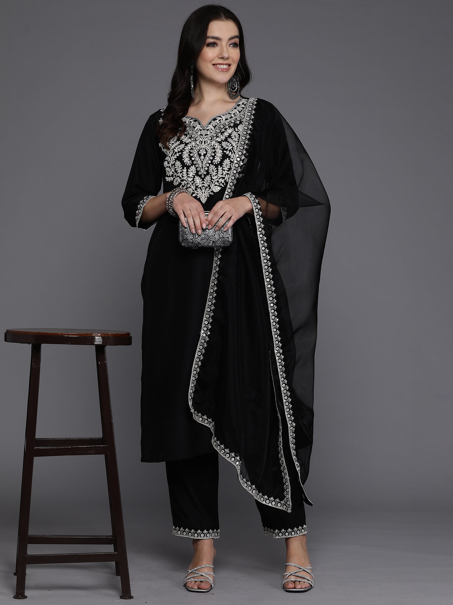 Women's Black Silk Blend Kurta Set - Taantav