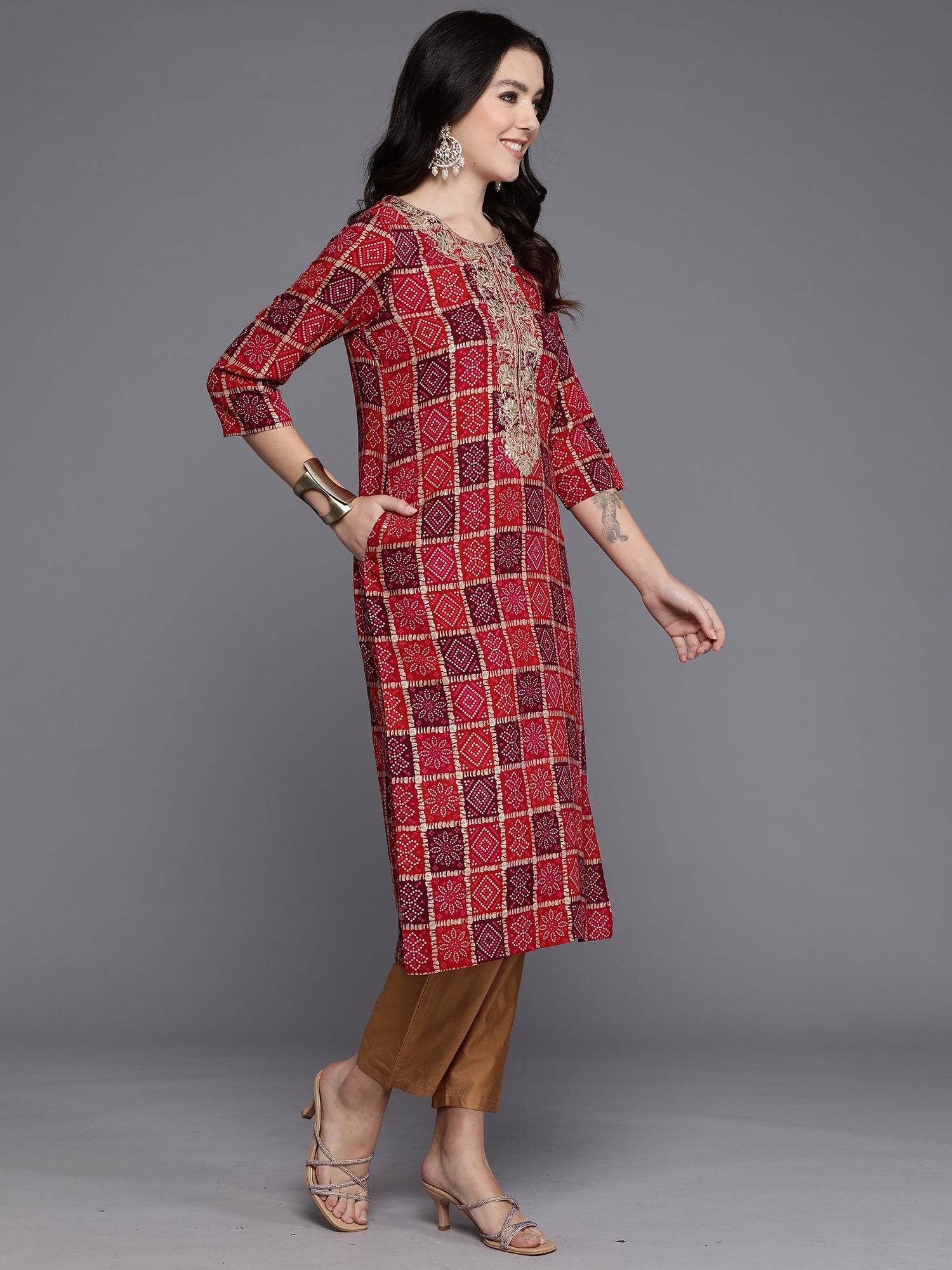 Women's Multi Viscose Rayon Kurta - Taantav