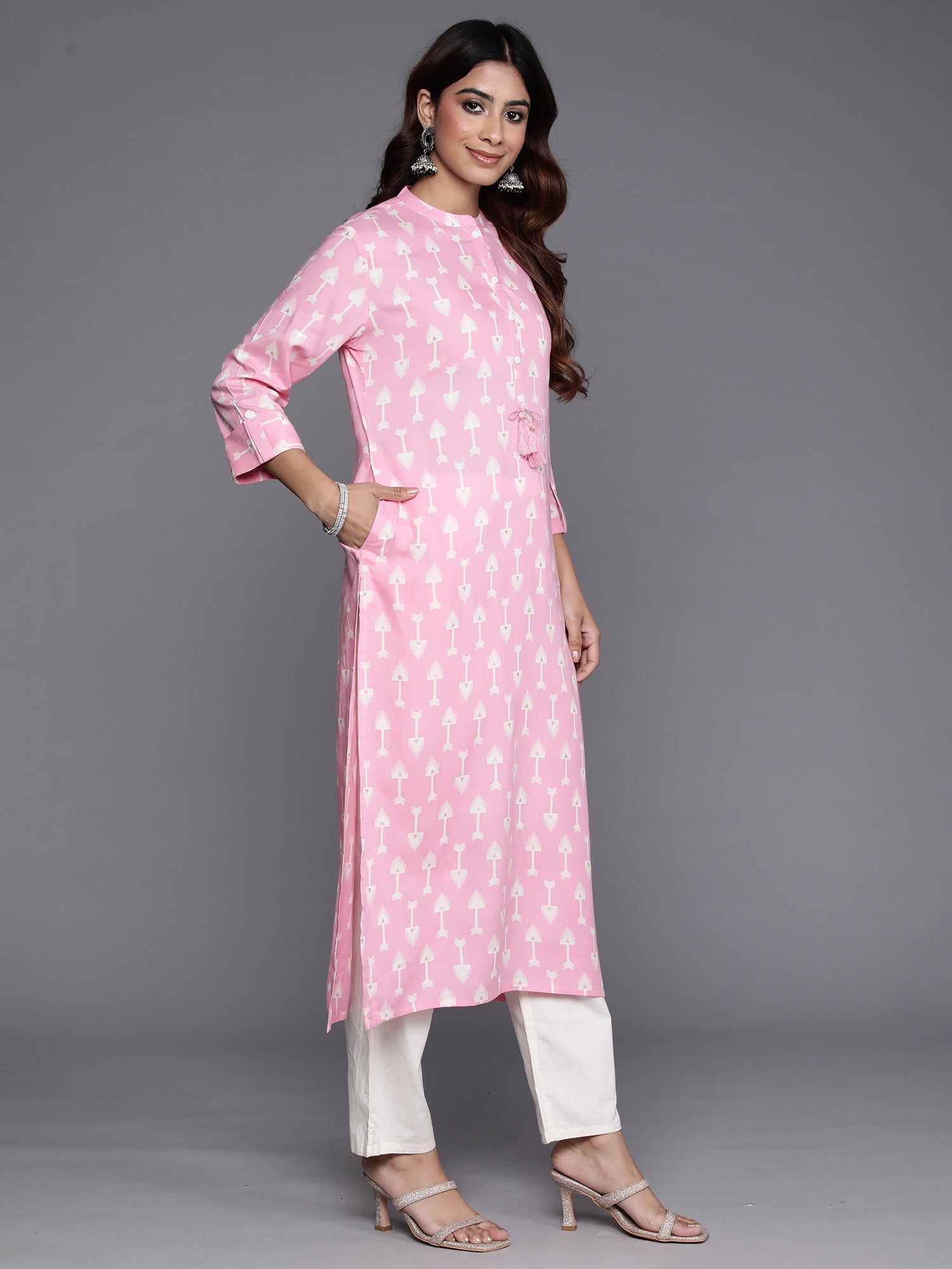 Women's Pink Viscose Rayon Kurta - Taantav