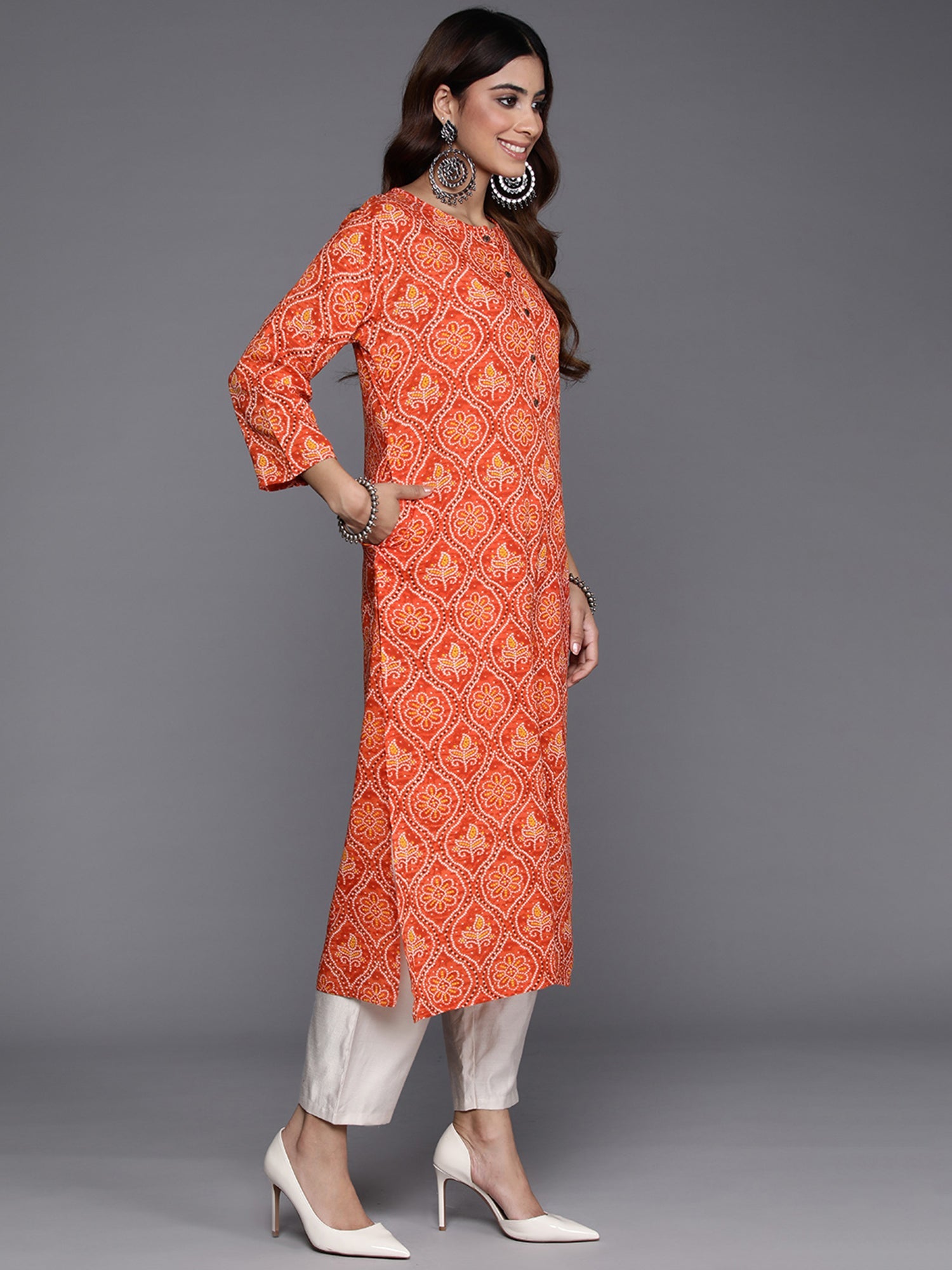 Women's Orange Viscose Rayon Kurta - Taantav