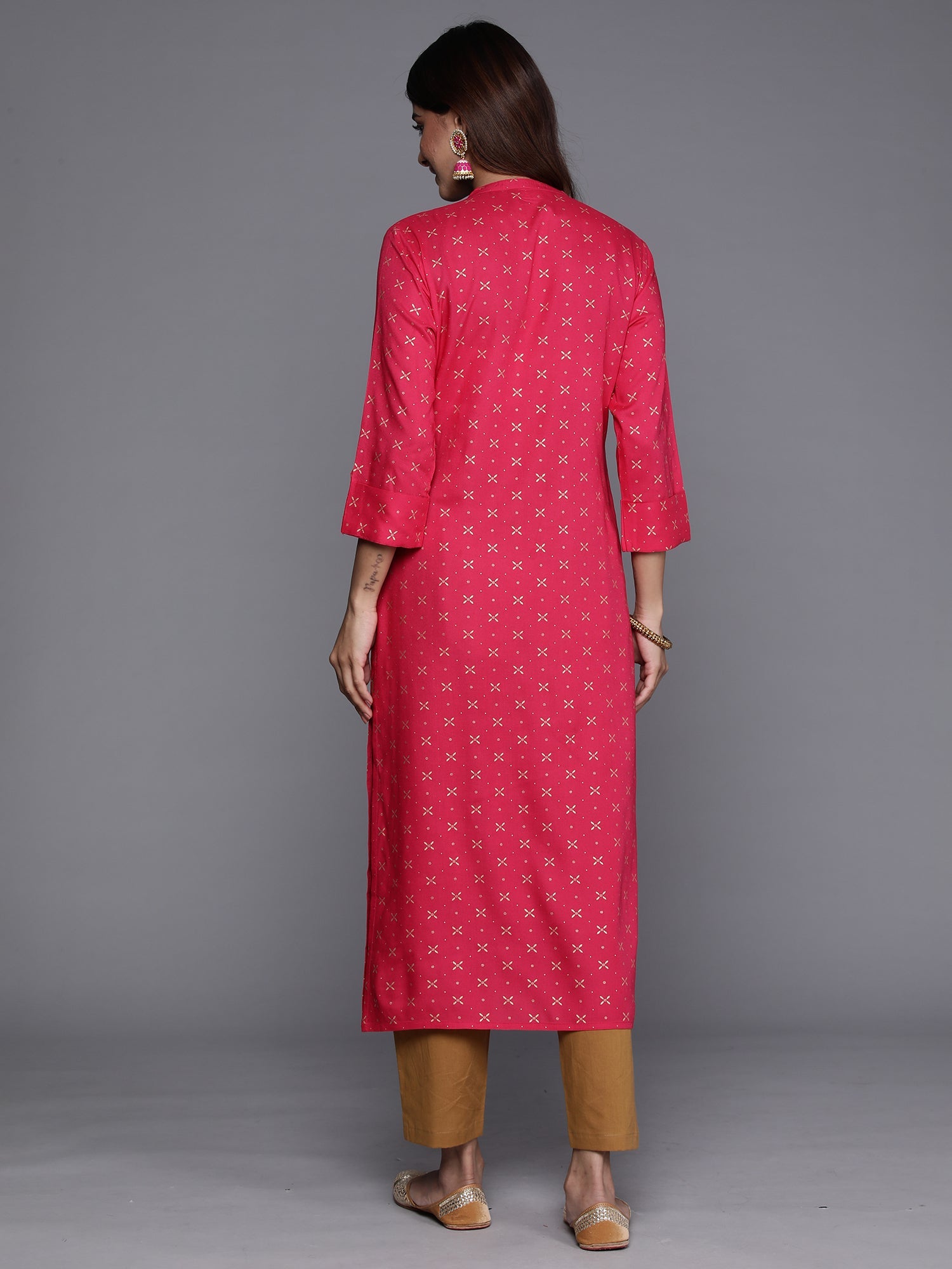 Women's Pink Viscose Rayon Kurta - Taantav