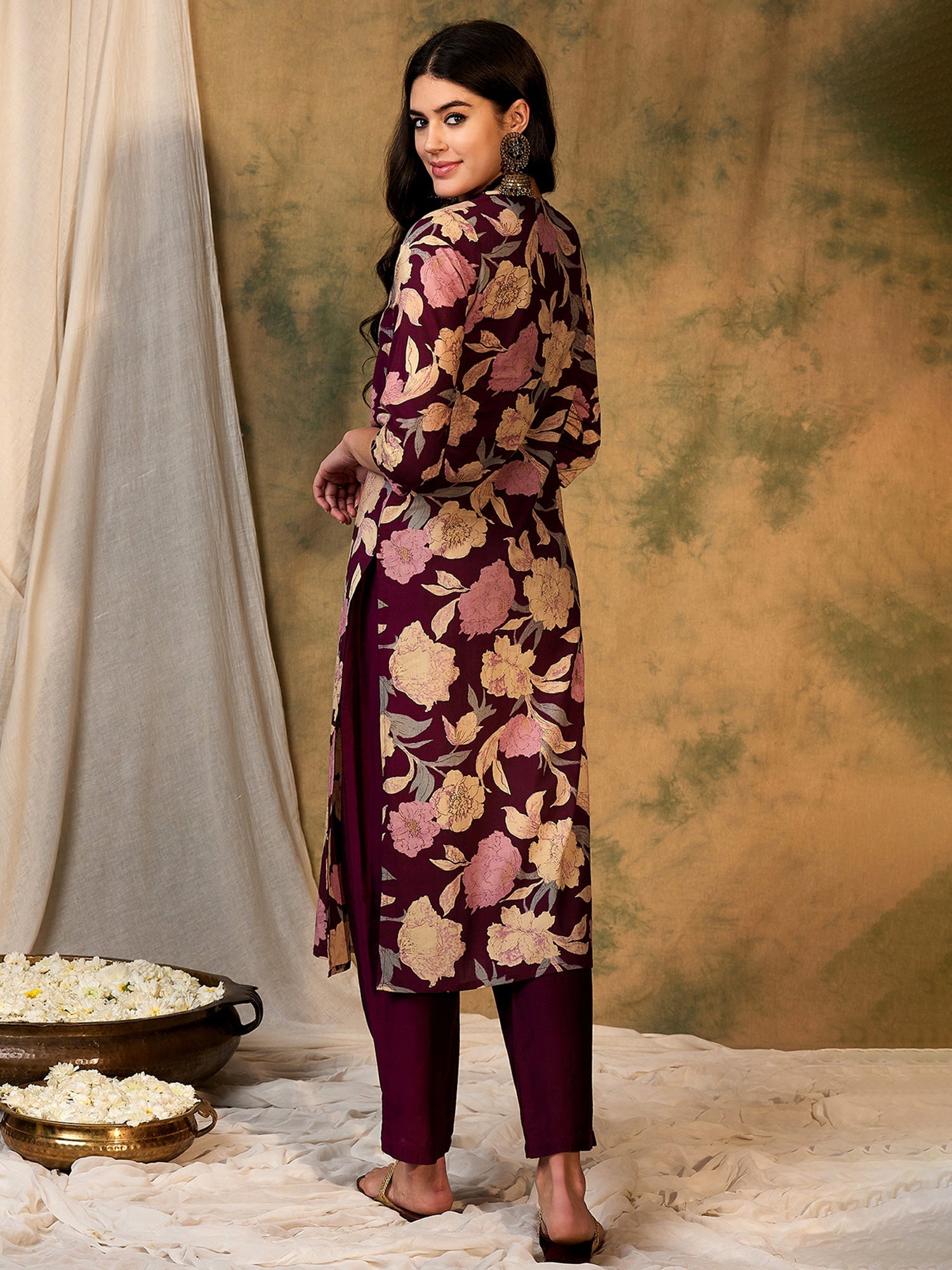 Women's Burgundy Cotton Kurta - Taantav