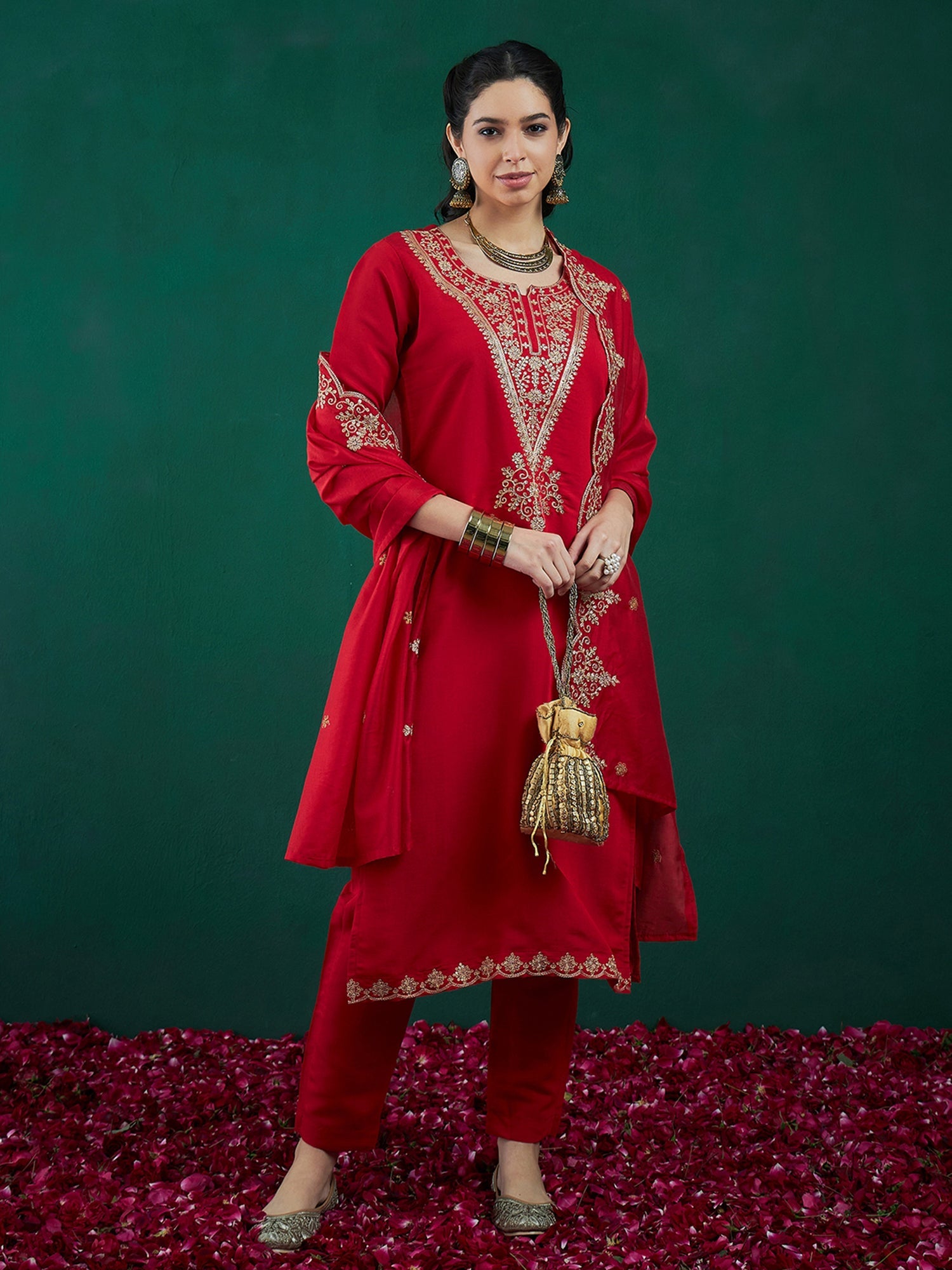 Women's Red Silk Blend Kurta Set - Taantav