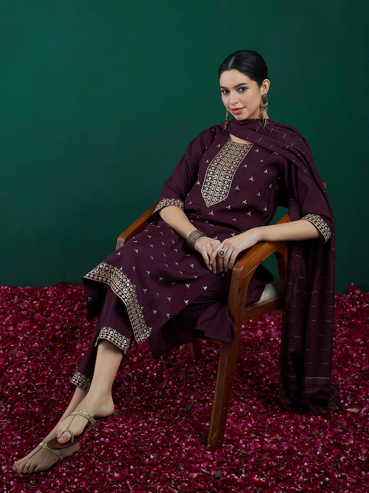 Women's Burgundy Chanderi Silk Kurta Set - Taantav