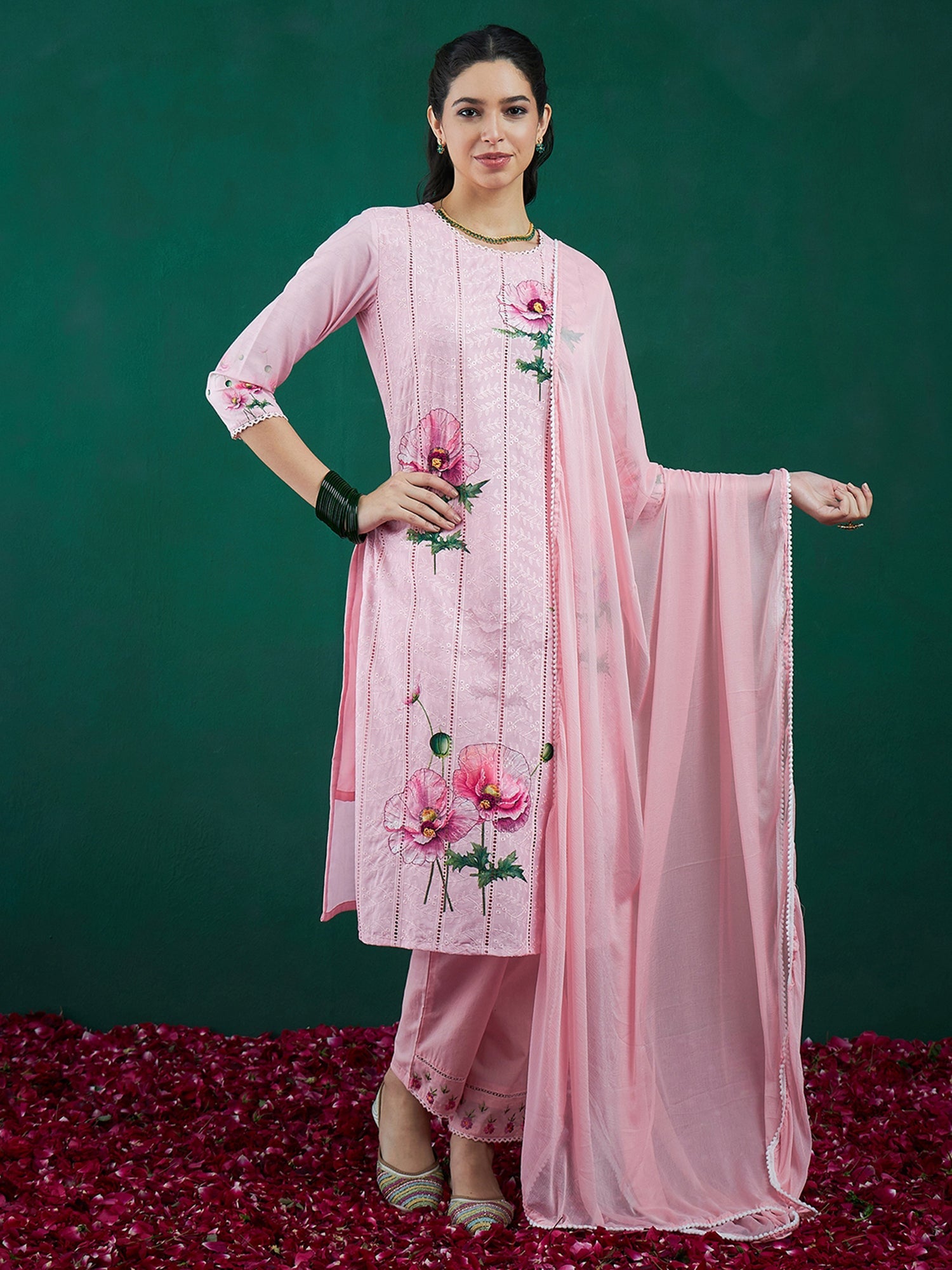 Women's Peach Cotton Blend Kurta Set - Taantav