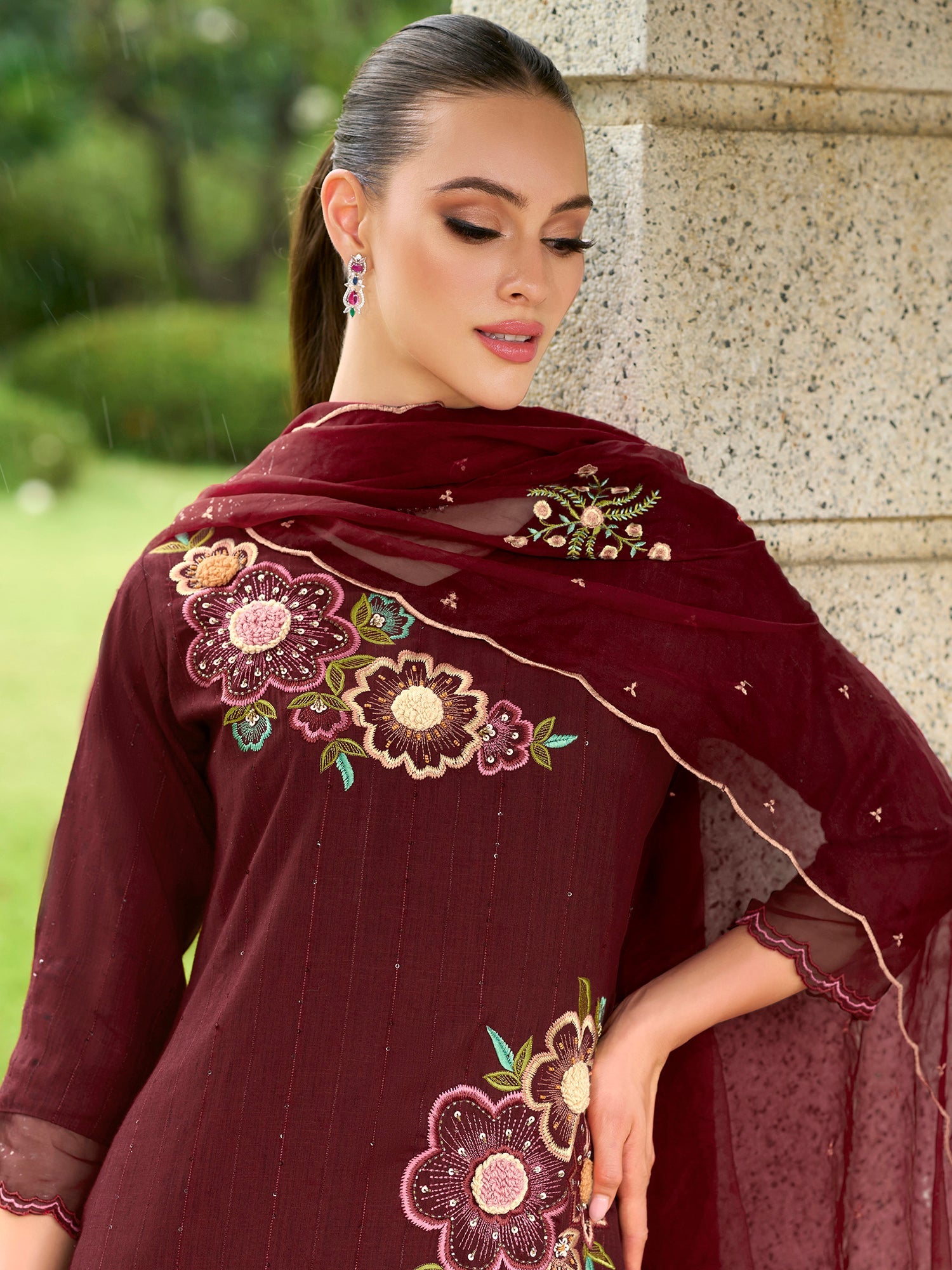 Women's Maroon Silk Blend Kurta Set - Taantav