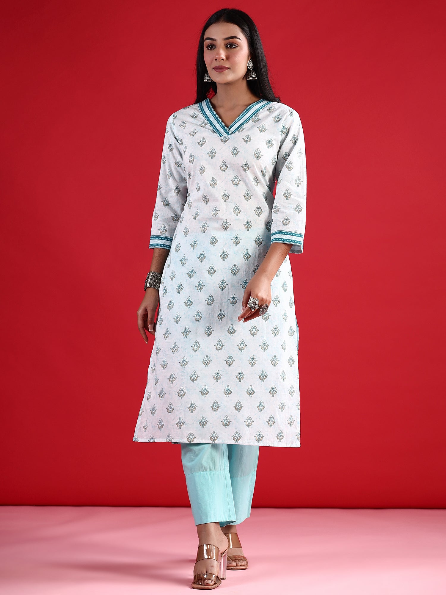 Women's White Cotton Kurta - Taantav