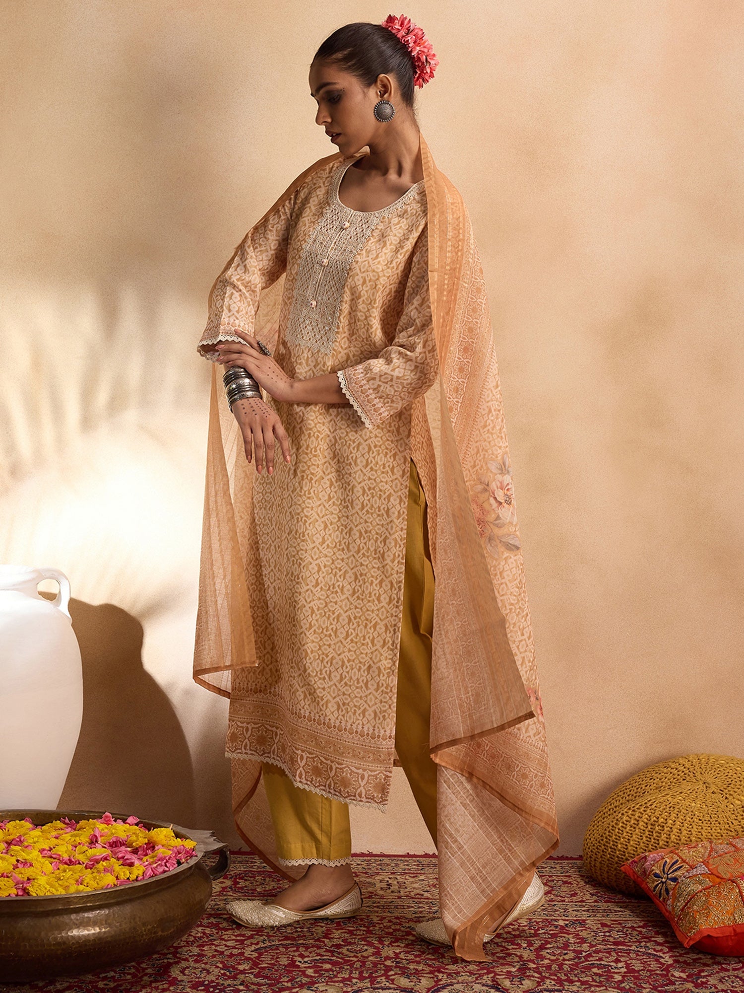 Women's Mustard Linen Kurta Set - Taantav