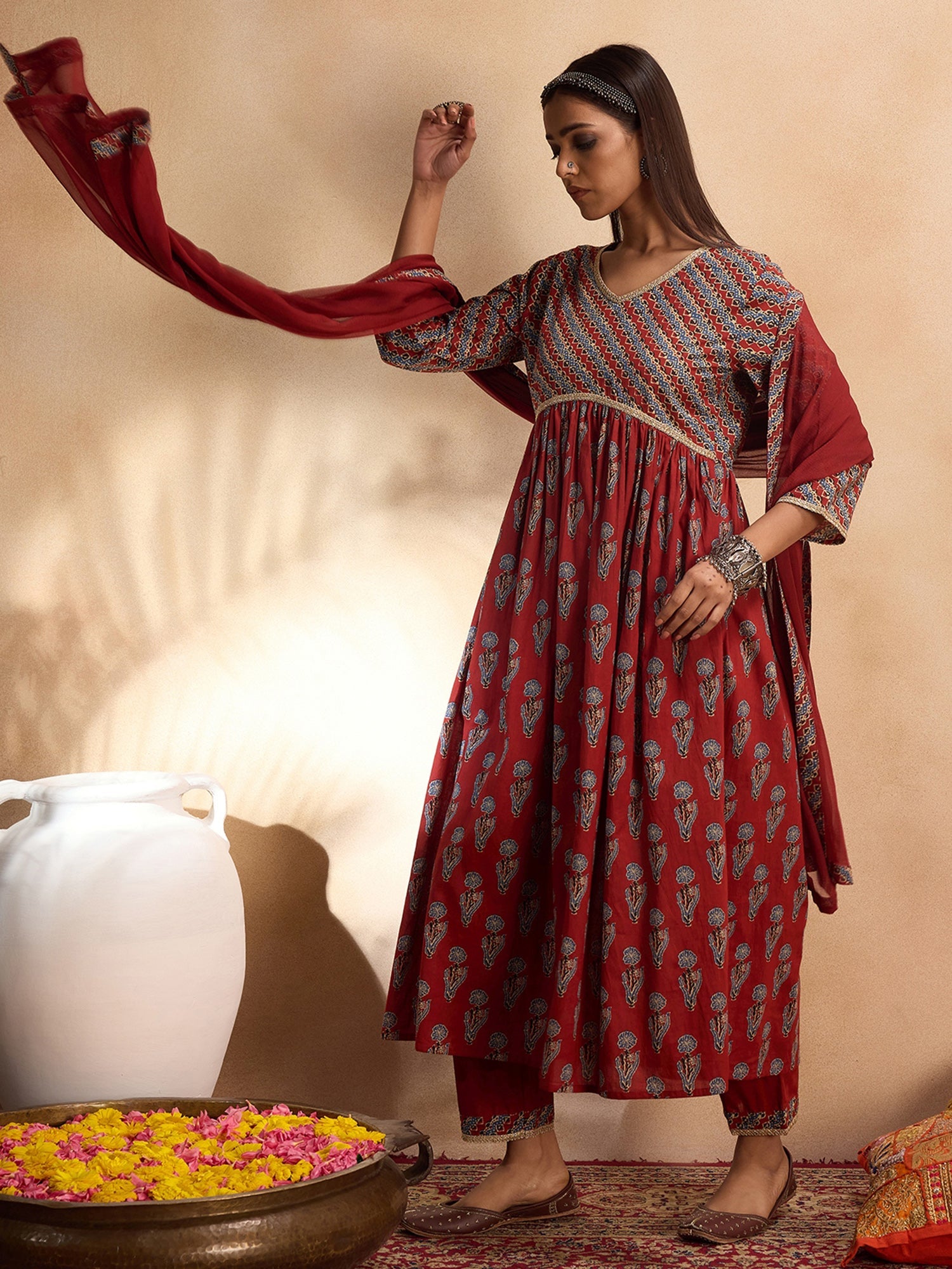 Women's Rust Pure Cotton Kurta Set - Taantav