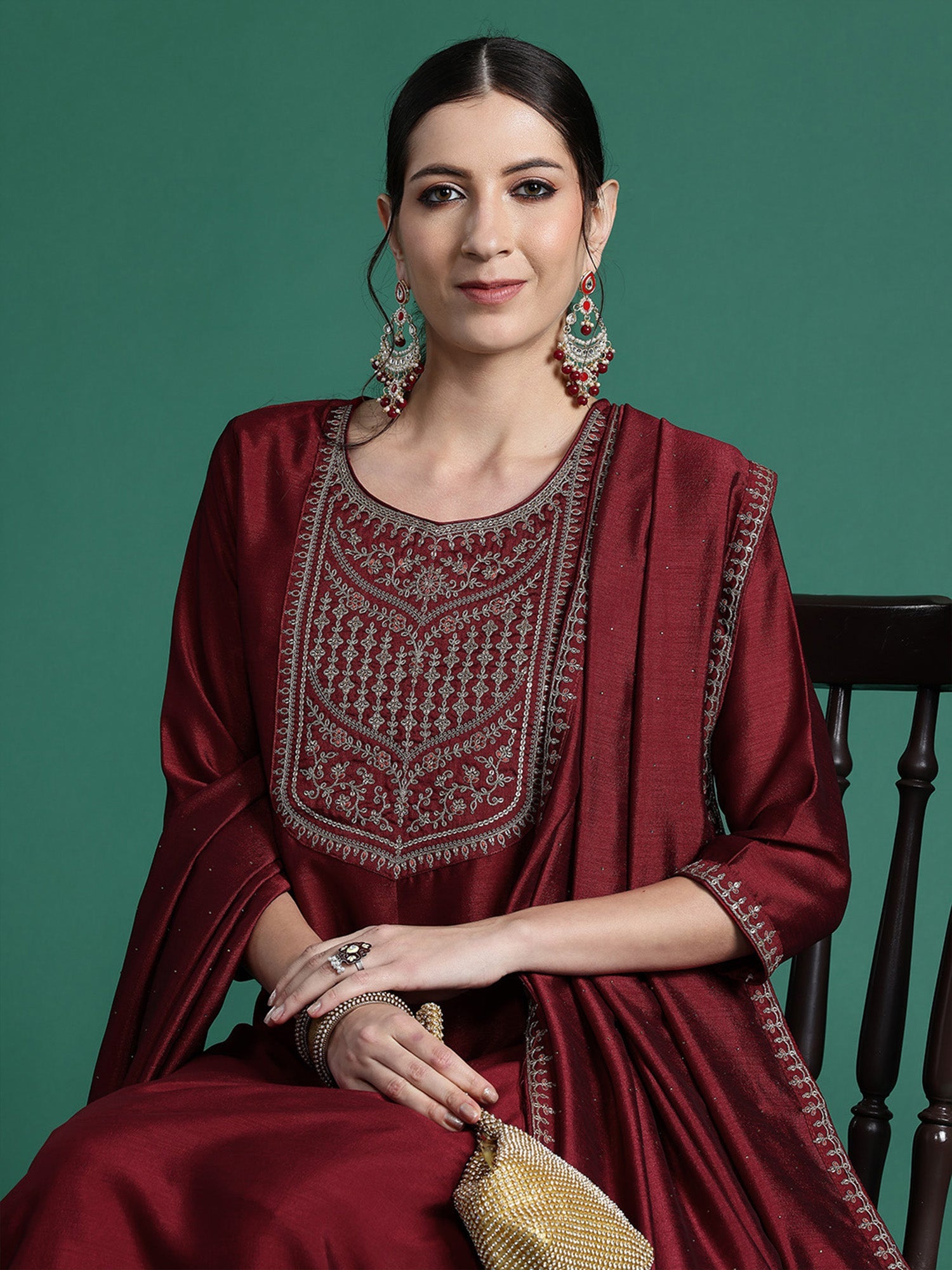 Women's Maroon Silk Blend Kurta Set - Taantav