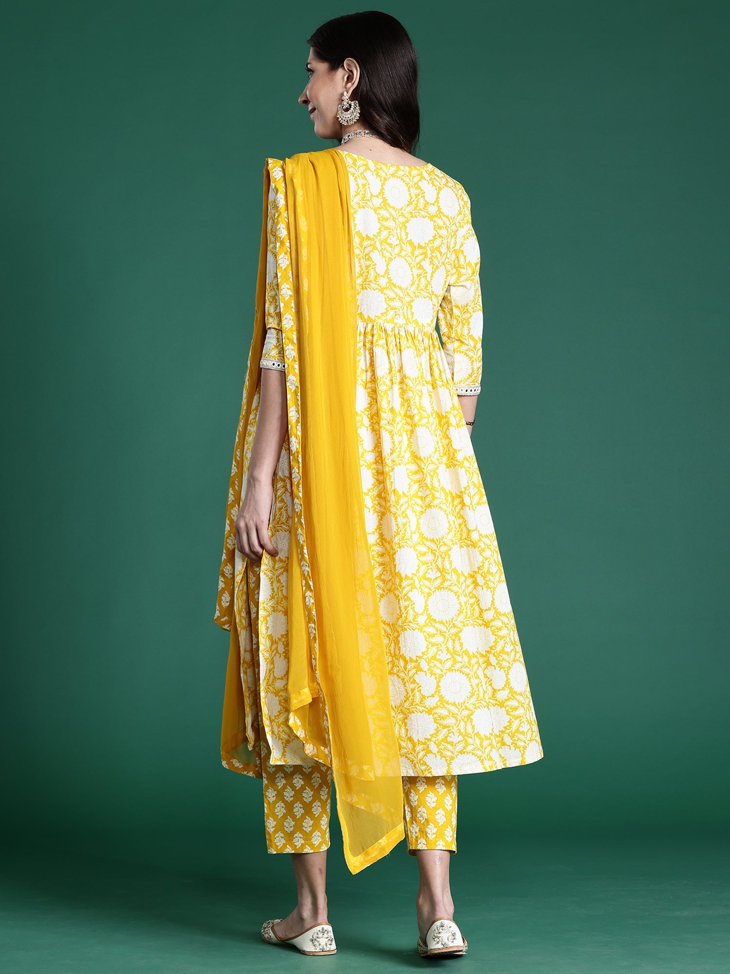 Women's Yellow Pure Cotton Kurta Set - Taantav