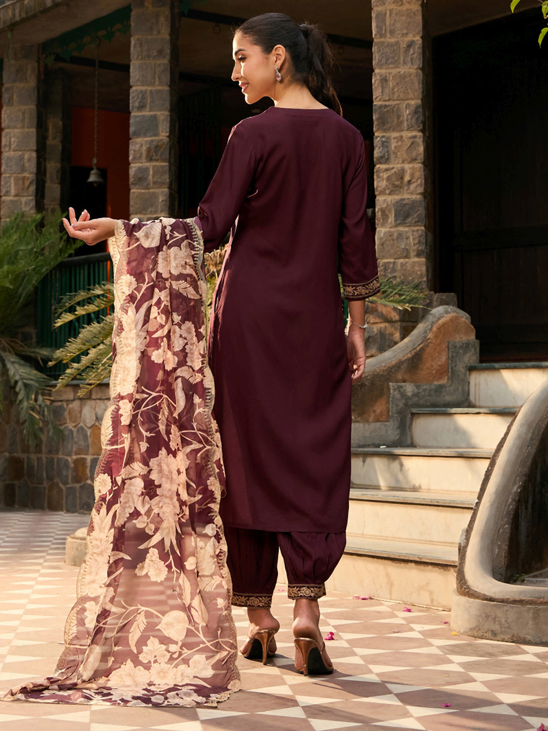 Women's Burgundy Viscose Rayon Kurta Set - Taantav