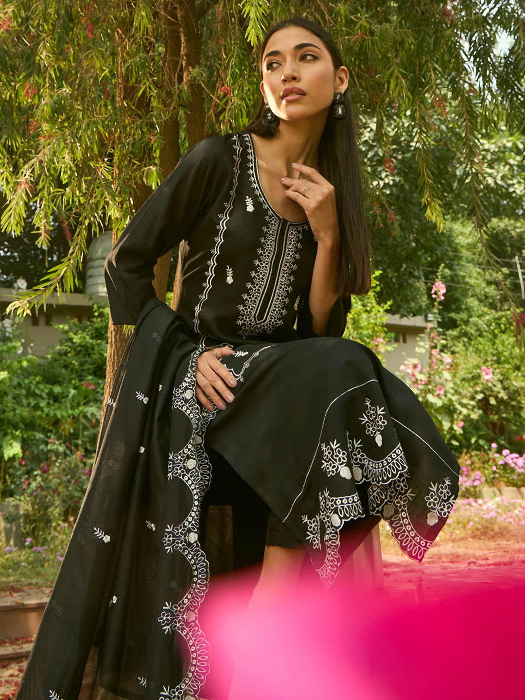 Women's Black Silk Blend Kurta Set - Taantav