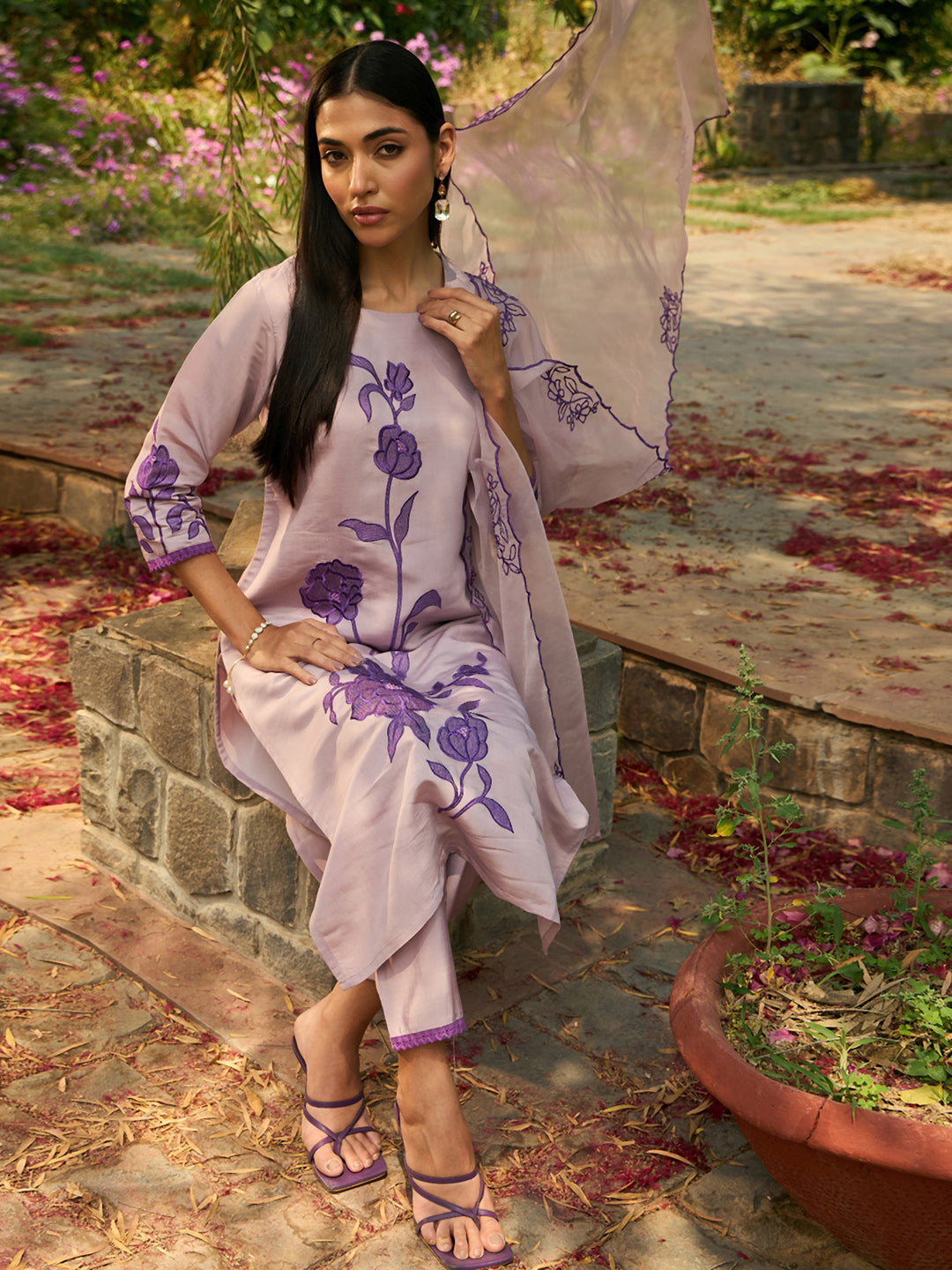 Women's Purple Silk Blend Kurta Set - Taantav