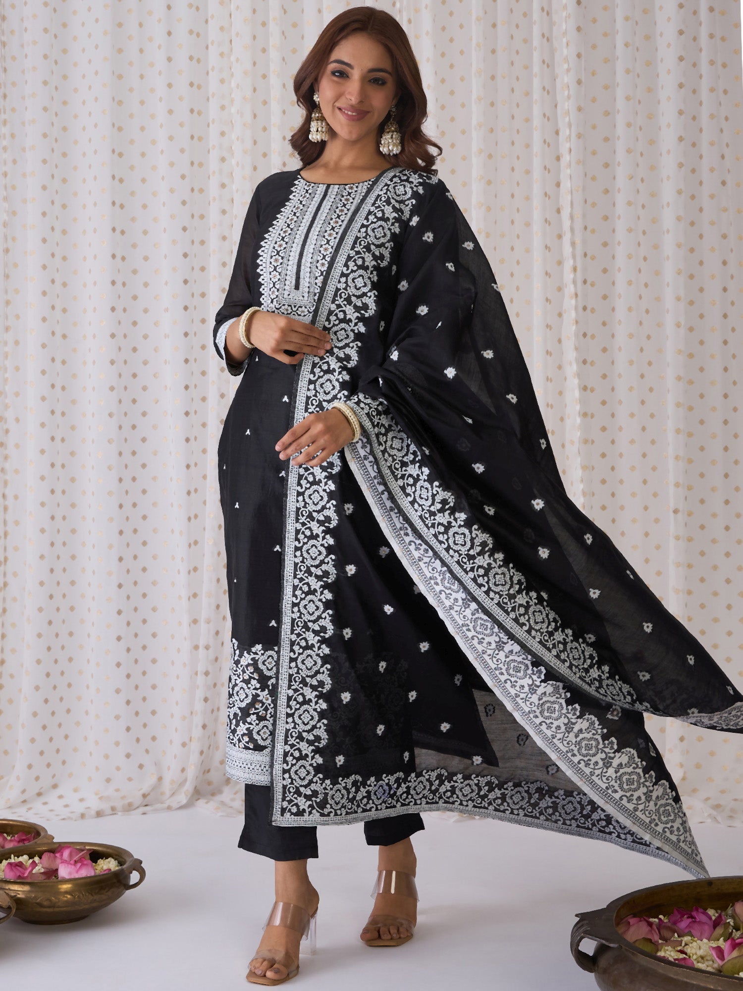 Women's Black Silk Blend Kurta Set - Taantav