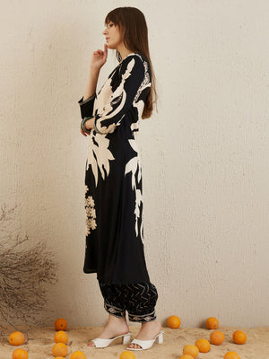 Color_Black