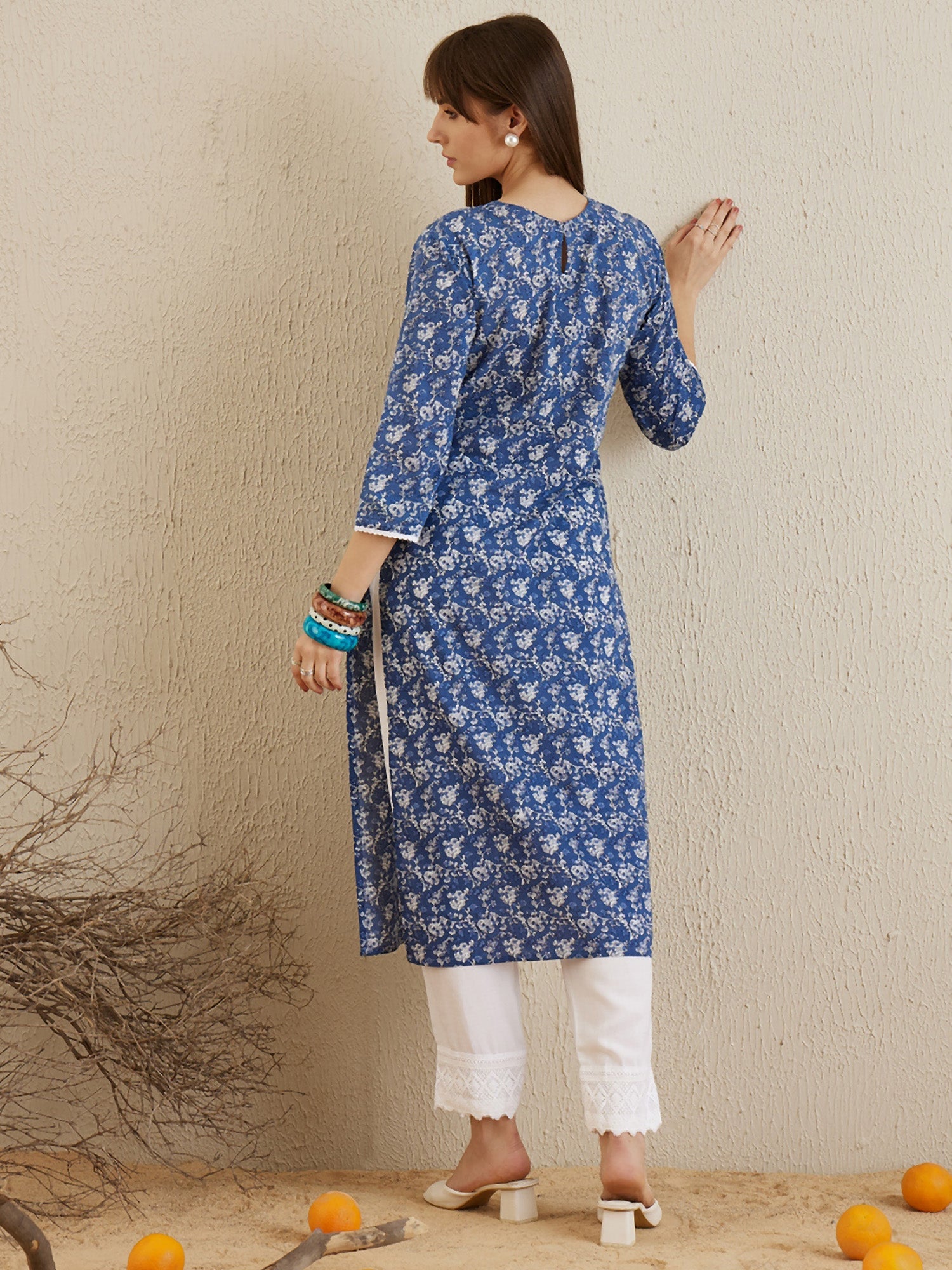 Women's Blue Cotton Kurta - Taantav